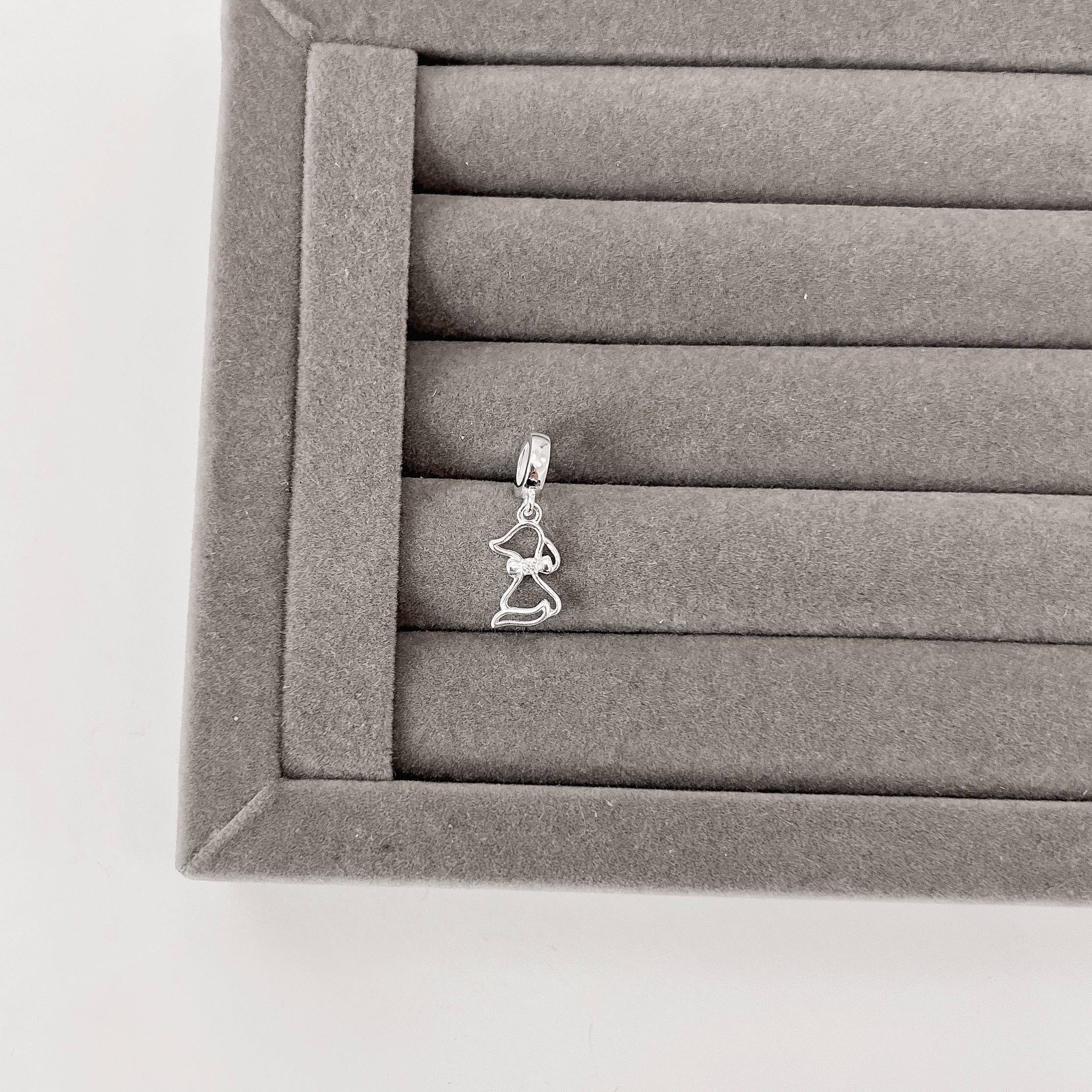 Imagem Secundária Berloque pingente cachorro vazado detalhe zircônia 12mm