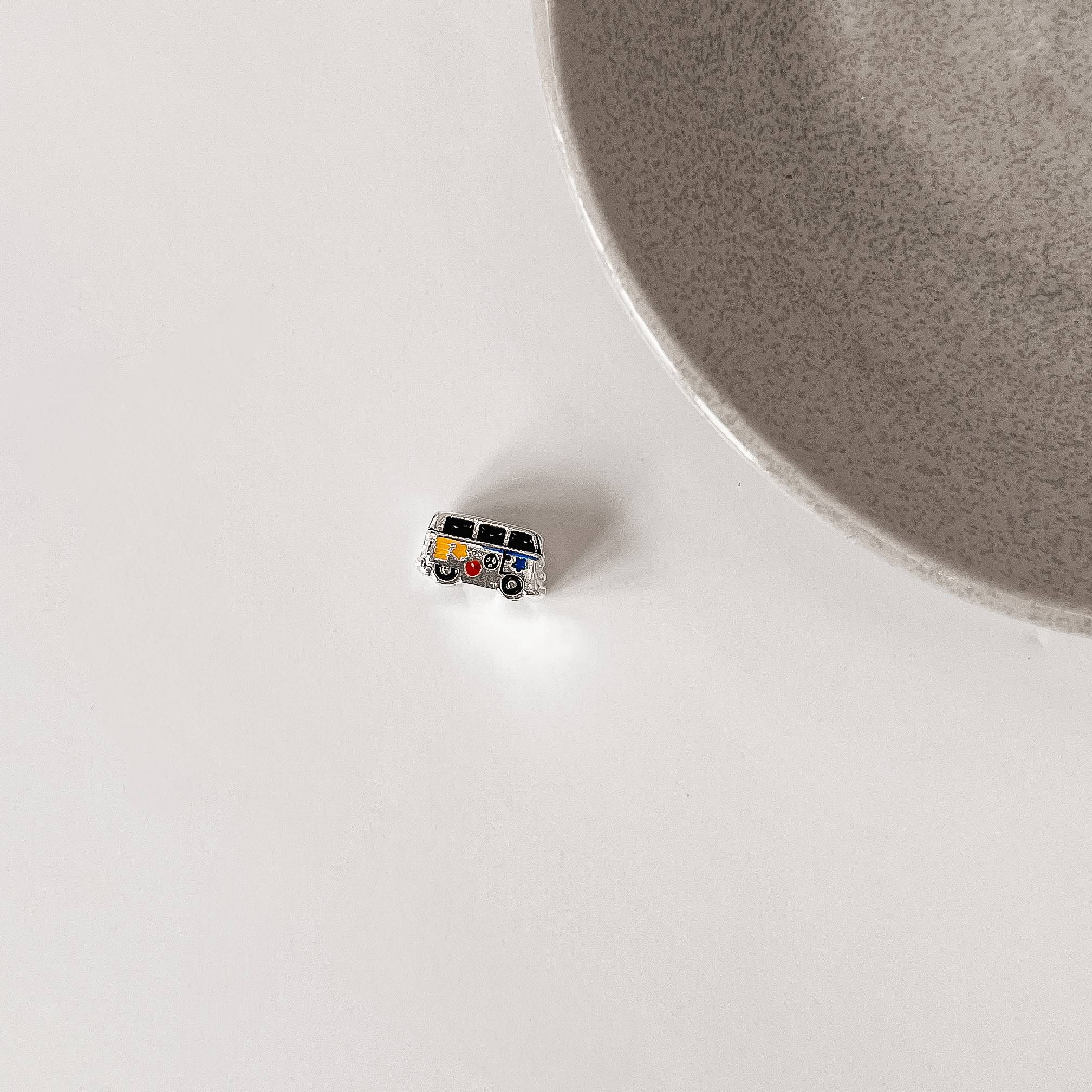 Imagem Secundária Berloque separador kombi resina 13mm