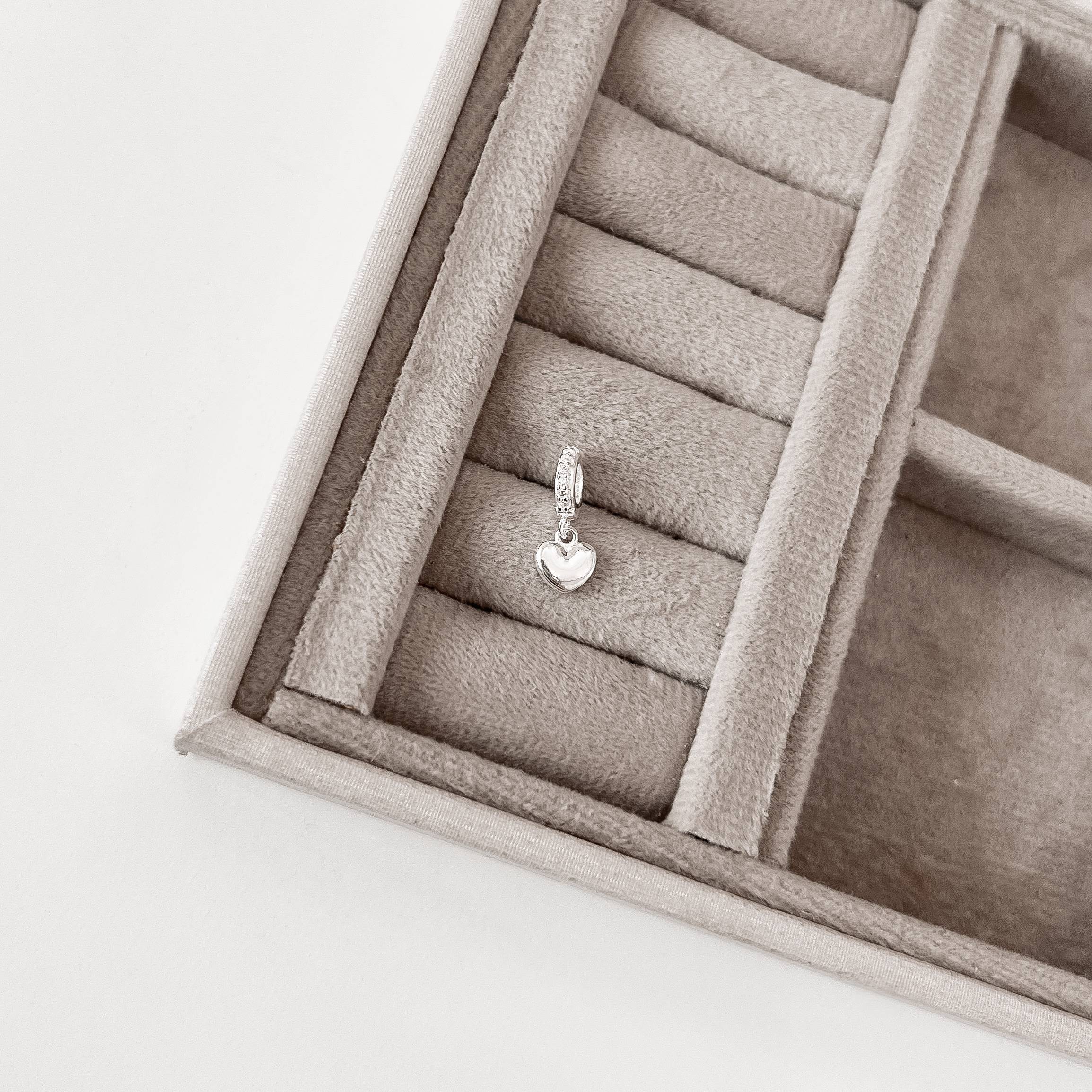 Imagem Secundária Berloque pingente coração 7mm elo cravejado 