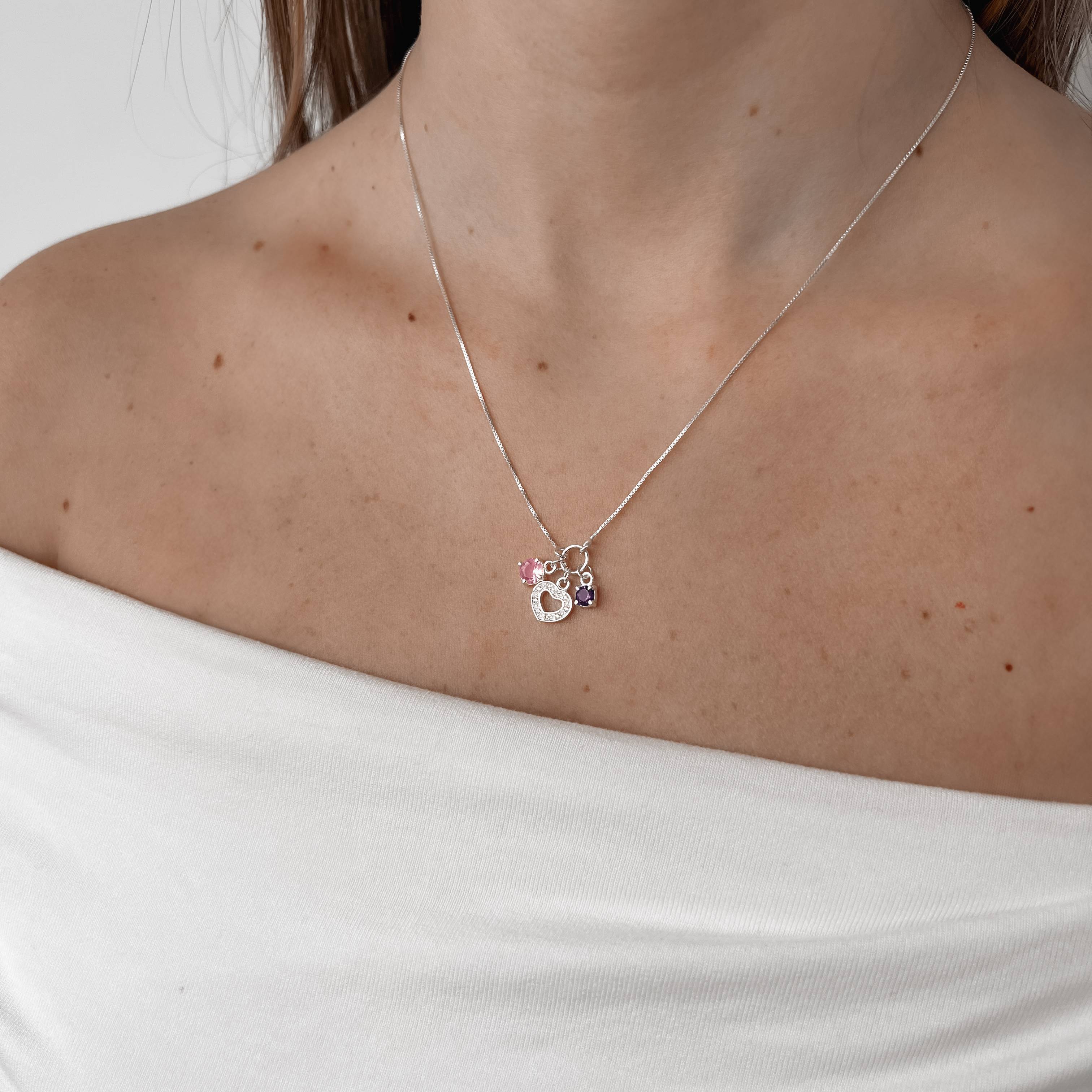 Imagem Colar entremeio círculo pingentes coração vazado cravejado, zircônias rosa e roxo v12 45cm