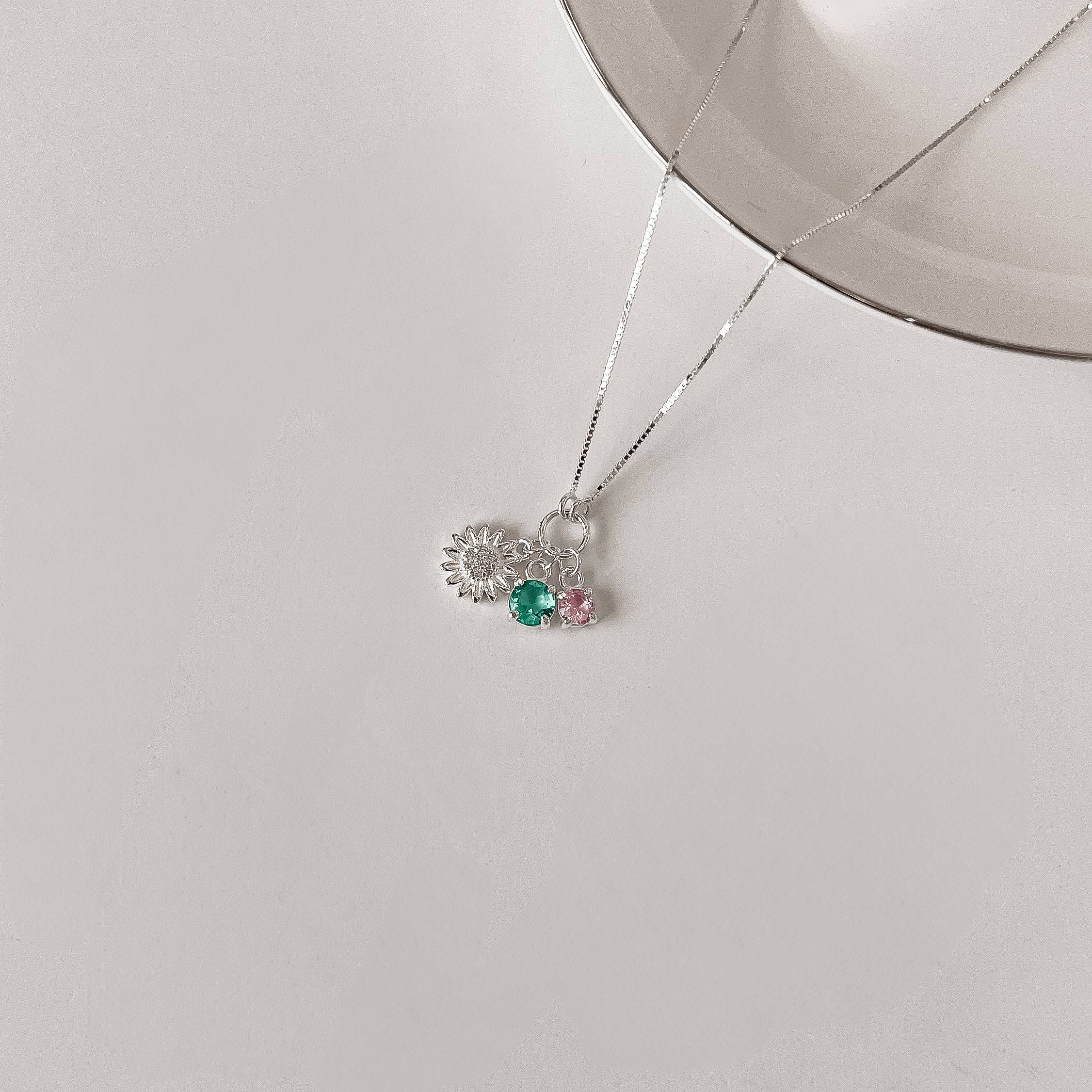 Imagem Colar entremeio círculo pingentes flor, zircônias rosa e acqua v12 45cm