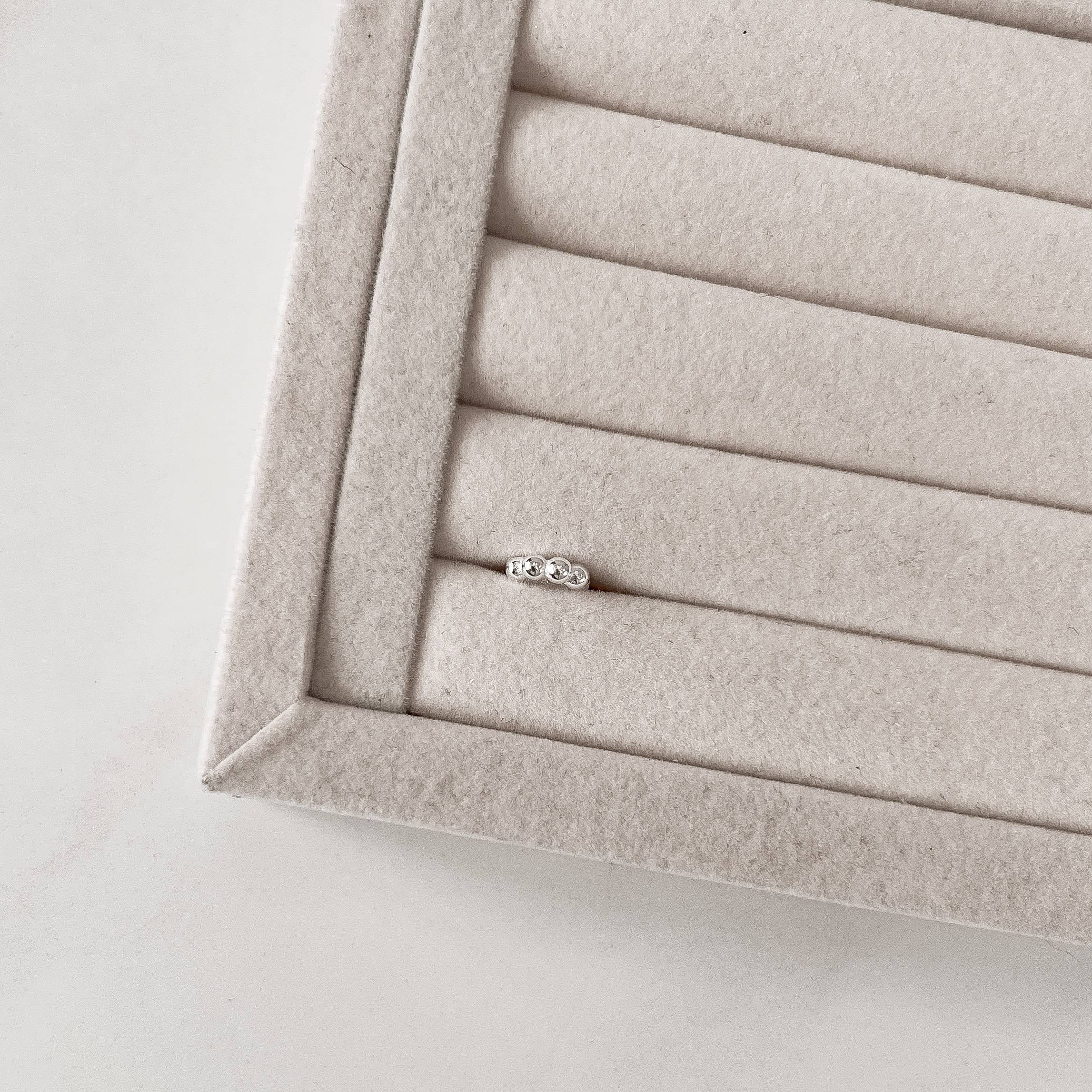 Imagem Secundária Berloque separador bolinhas 9mm