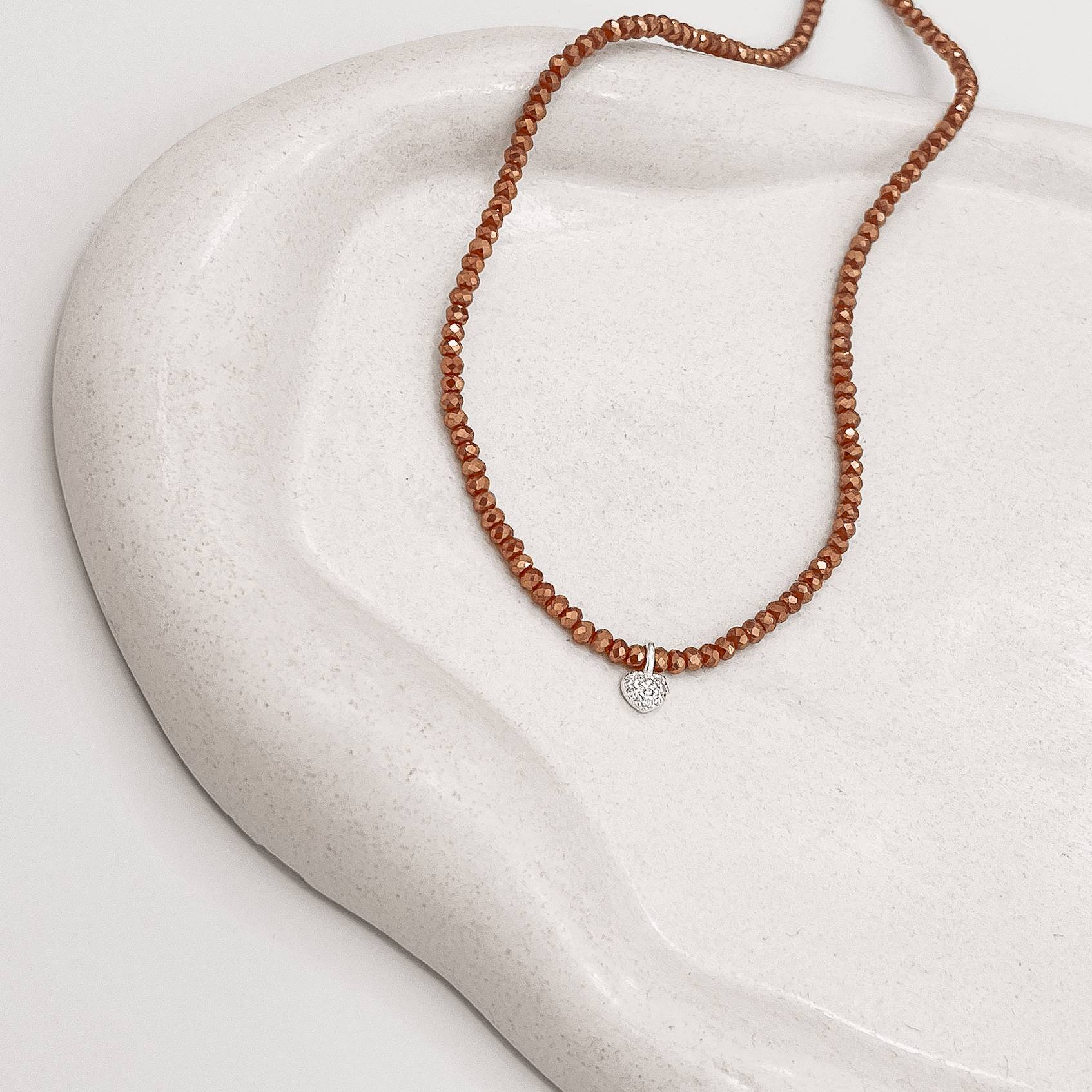 Imagem Secundária Colar cristal terracota irisado 3mm pingente coração cravejado 6mm 40+5cm