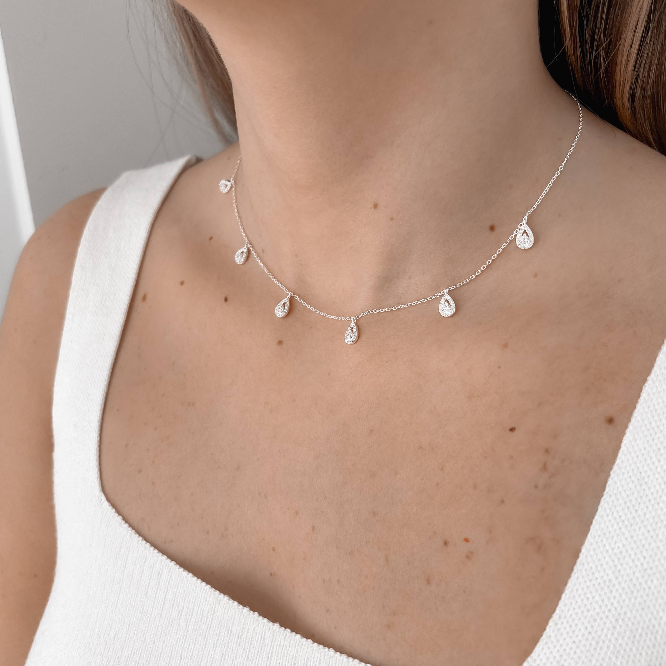 Imagem Colar pingentes gotas cravejadas 7mm 40+5cm