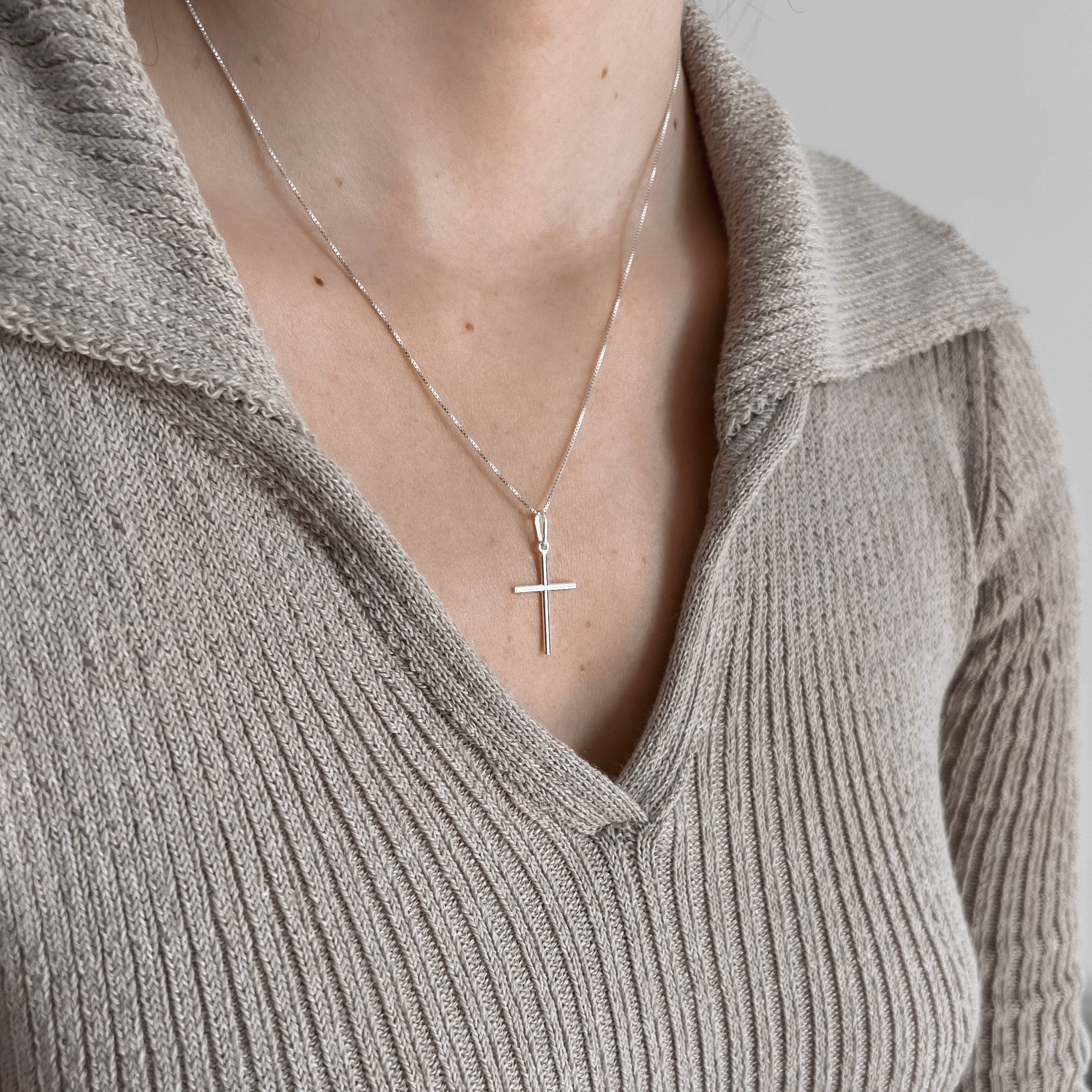 Imagem Secundária Colar pingente cruz palito 21mm 45cm