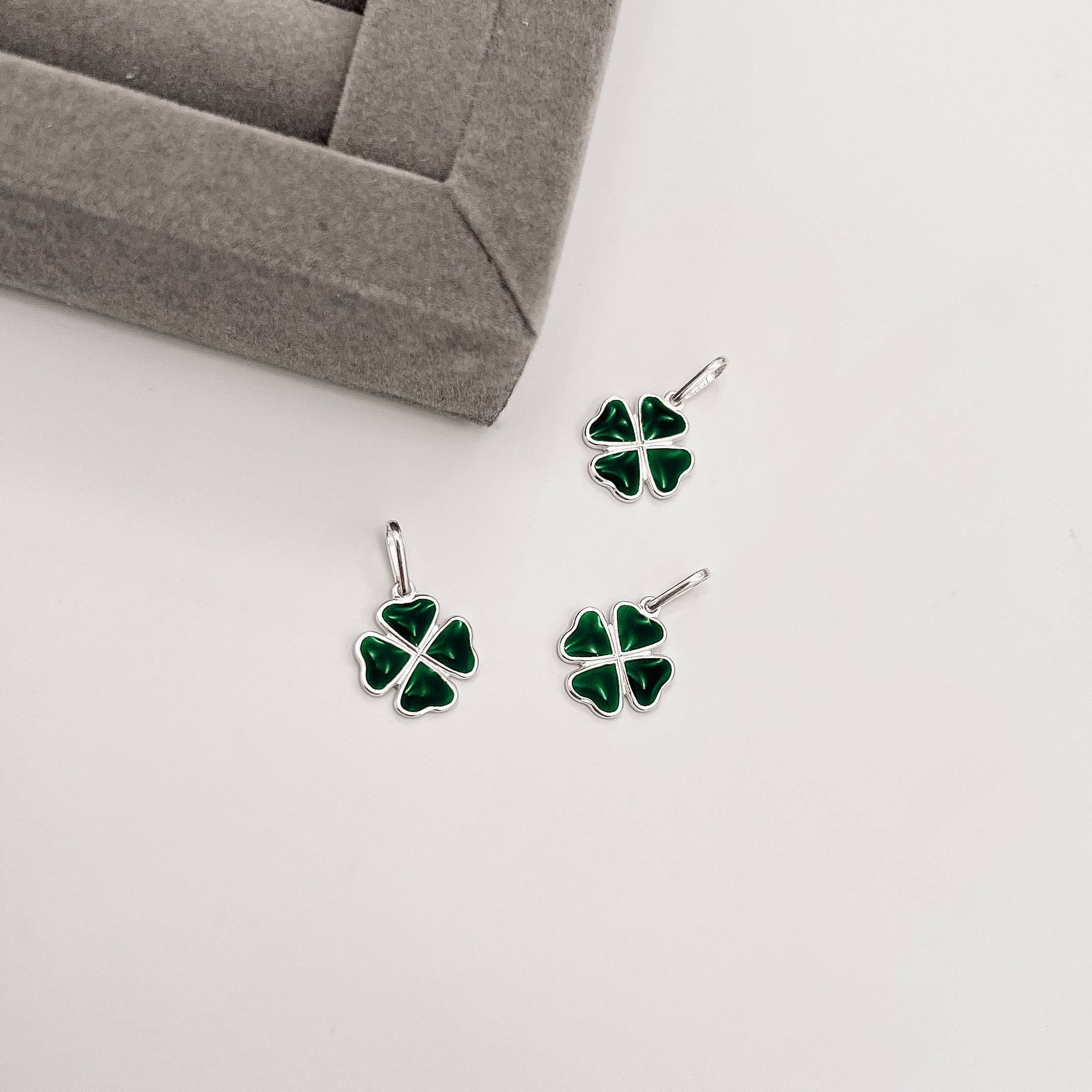 Imagem Secundária Pingente trevo resina 12mm 