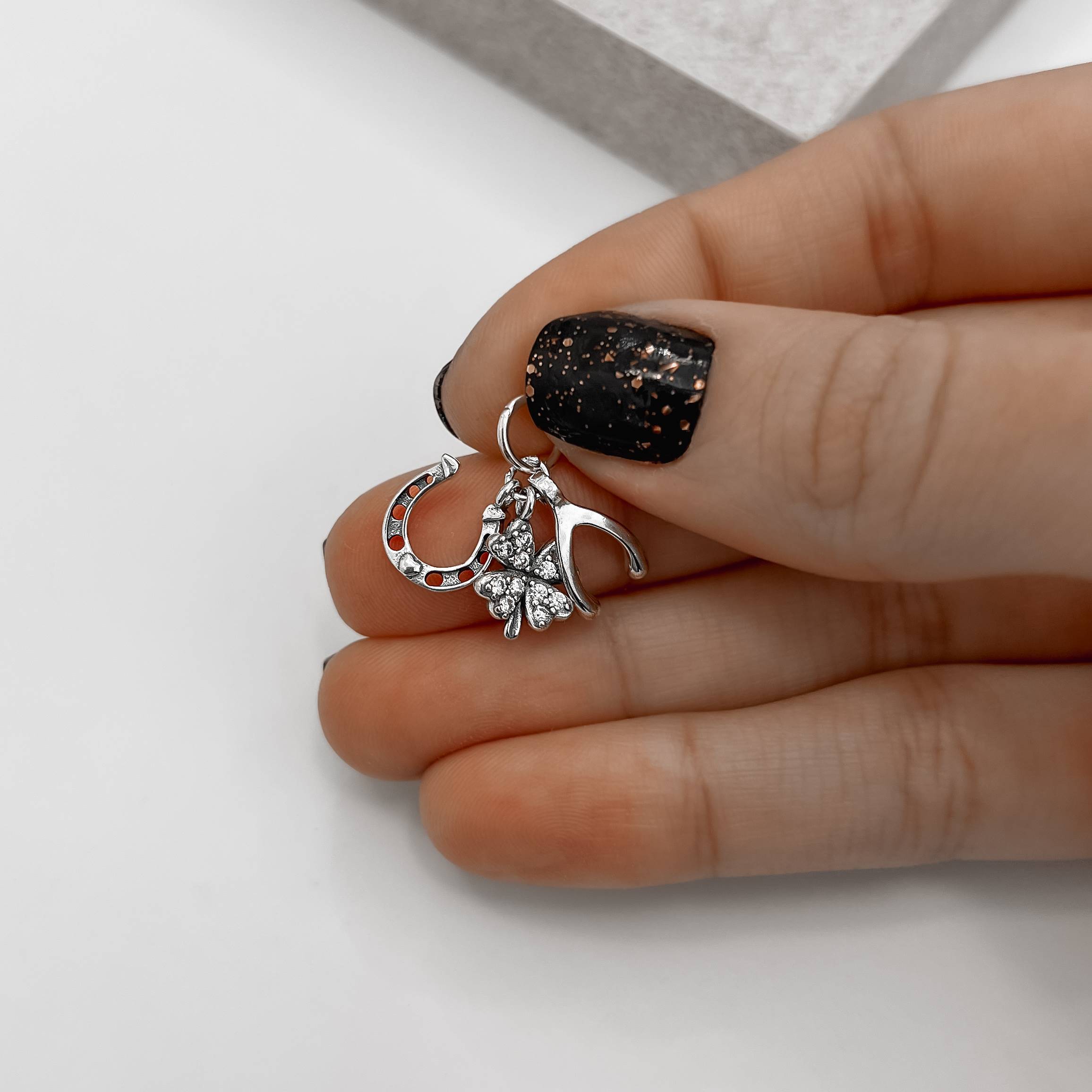 Imagem Secundária Pingente patuá sorte envelhecido