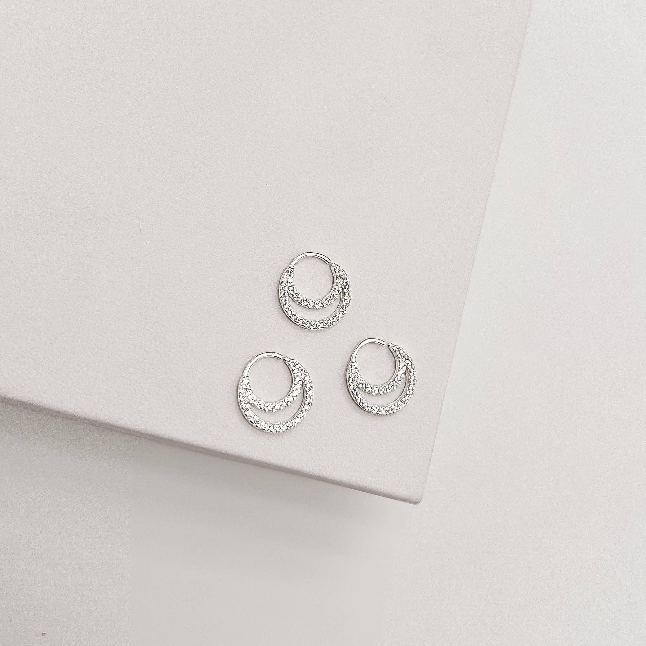 Piercing argola duas voltas cravejadas 11mm