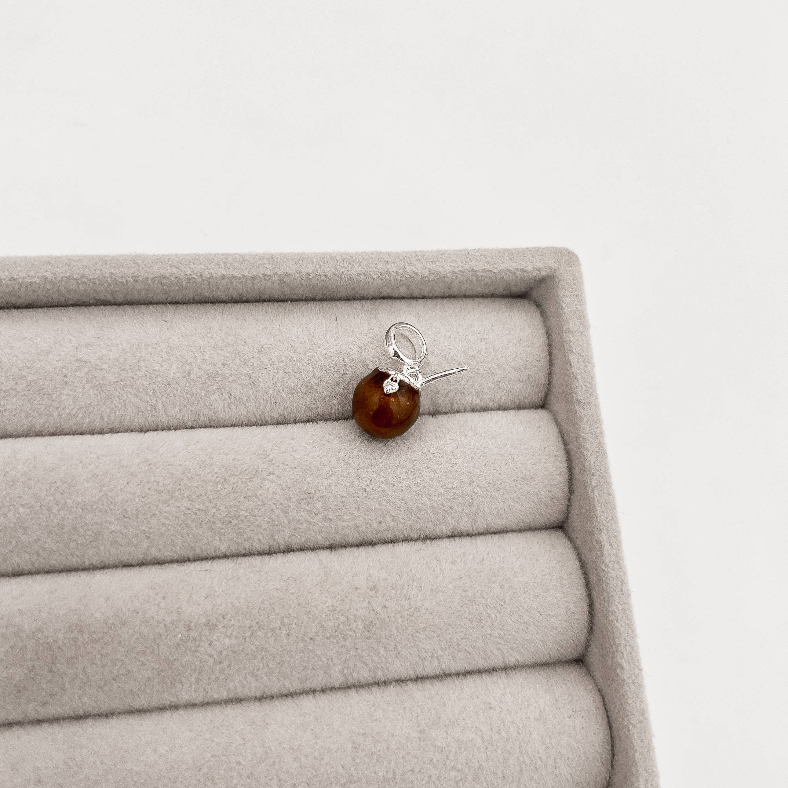 Imagem Berloque pingente cuia chimarrão 16mm resina