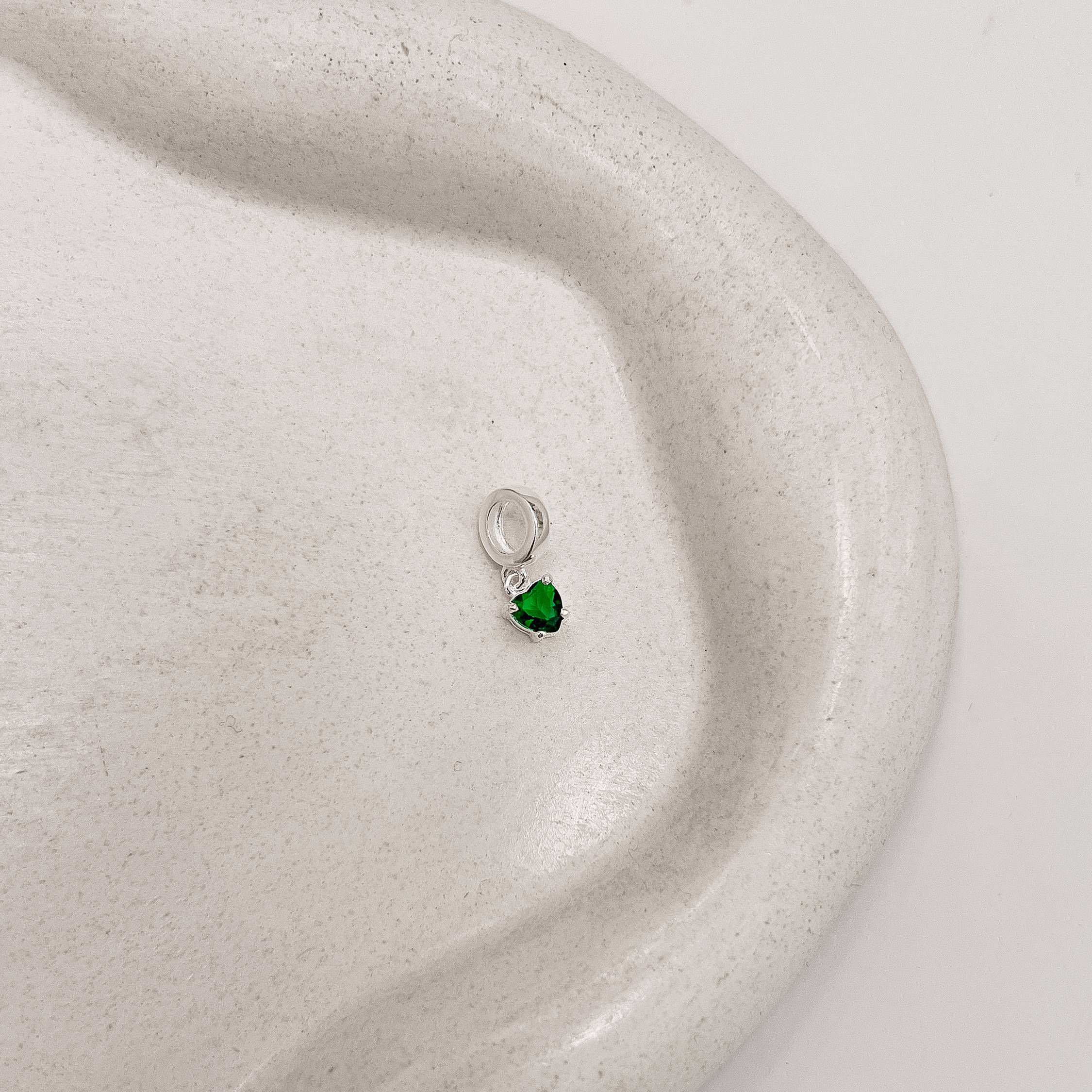 Imagem Berloque pingente zircônia coração esmeralda 5mm