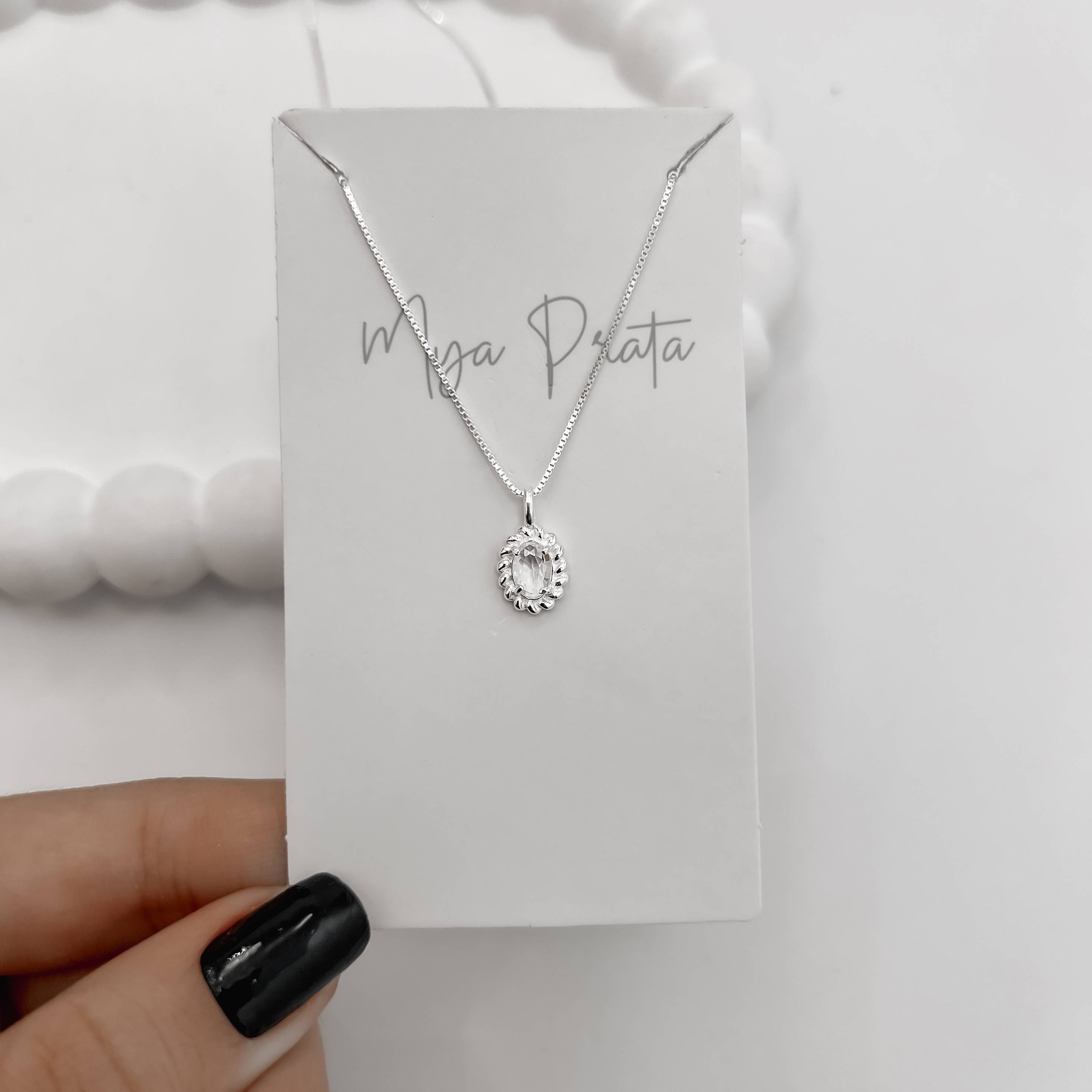 Colar pingente zircônia oval cristal detalhe torcido 10mm 45cm