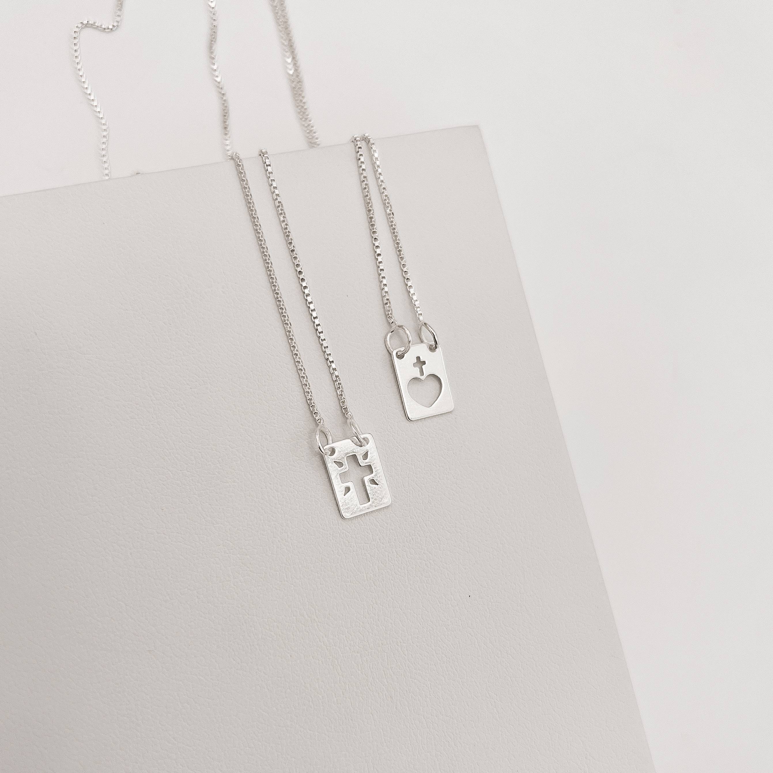 Imagem Secundária Escapulário medalhas coração e cruz vazada v15 60cm