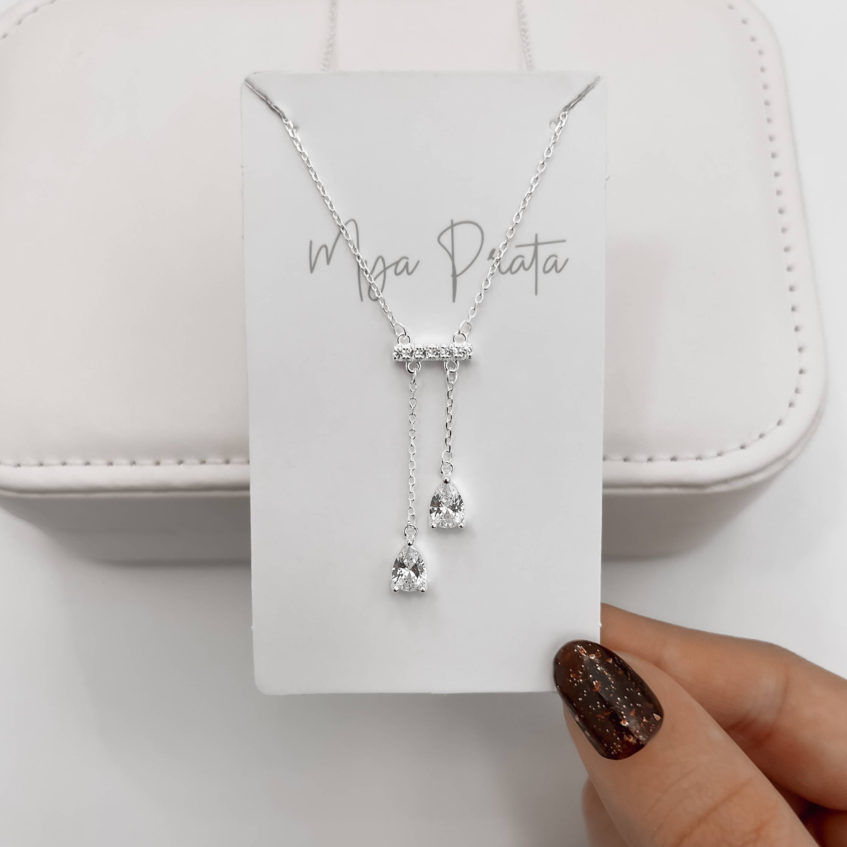 Colar entremeio bastão cravejado com pingentes zircônias gota 7mm 40+5cm