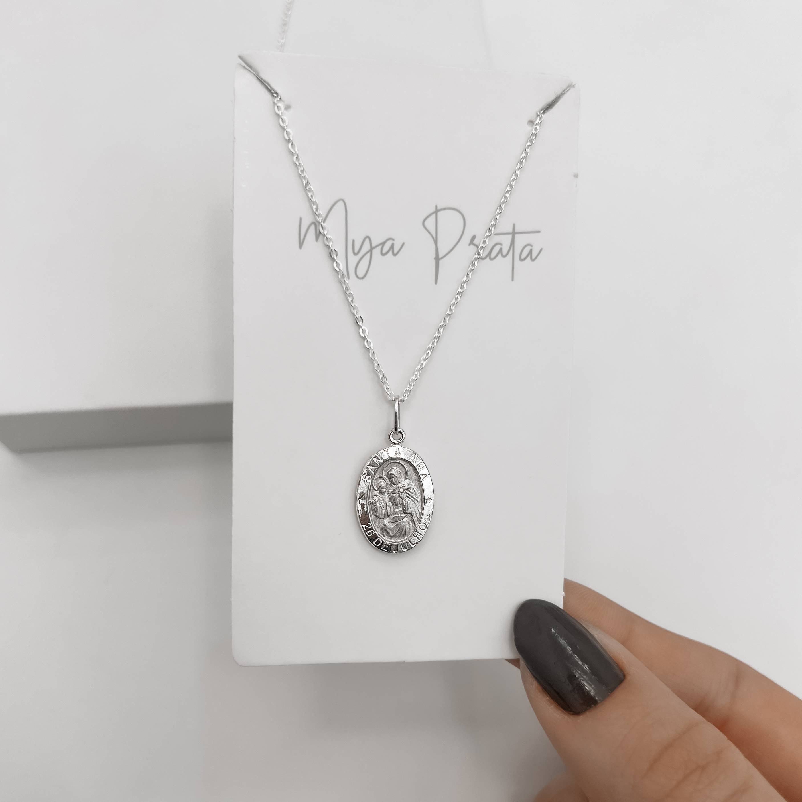 Colar pingente medalha dupla face Santa Ana e cruz 16mm corrente cadeadinho 45cm