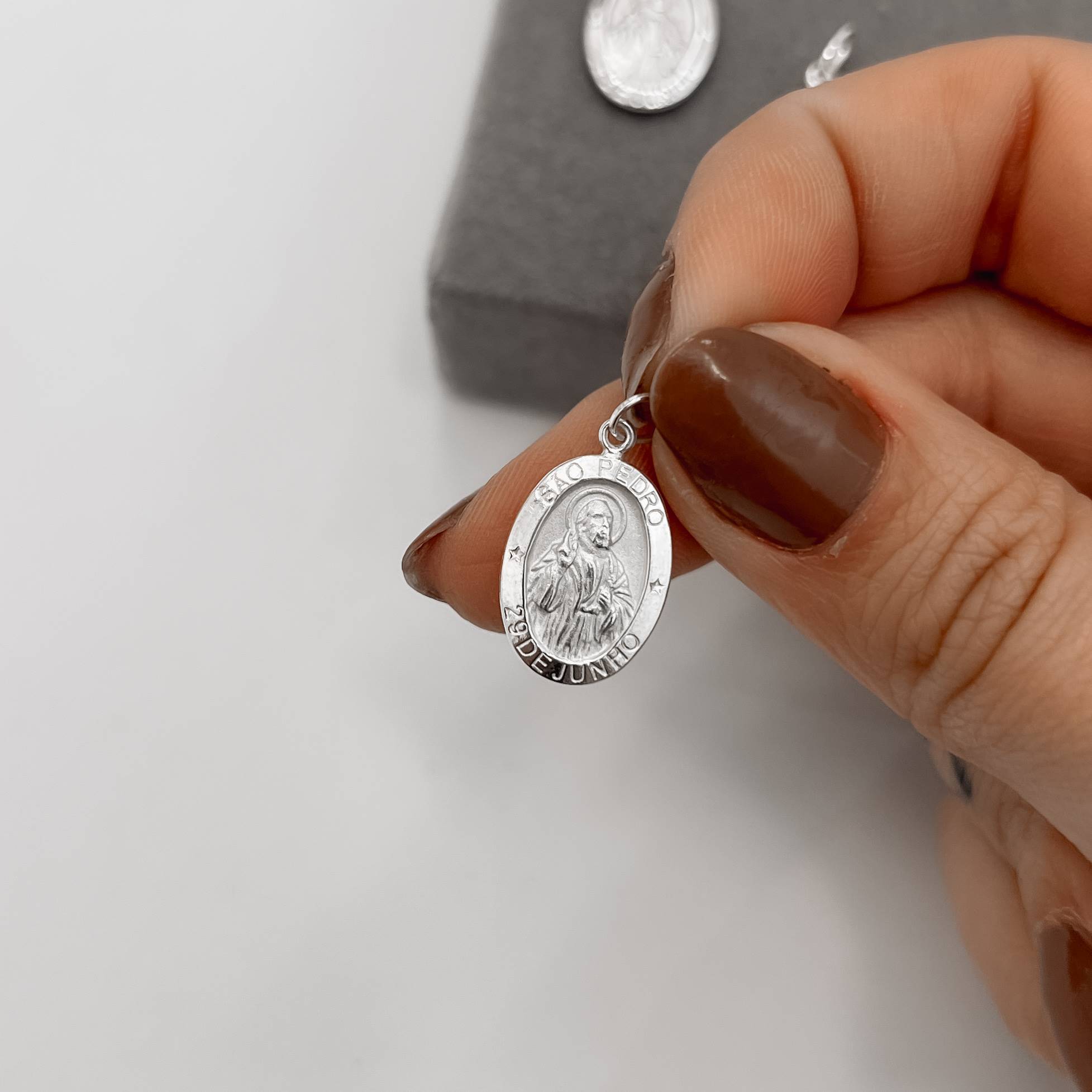 Imagem Secundária Pingente medalha dupla face São Pedro e cruz 16mm 