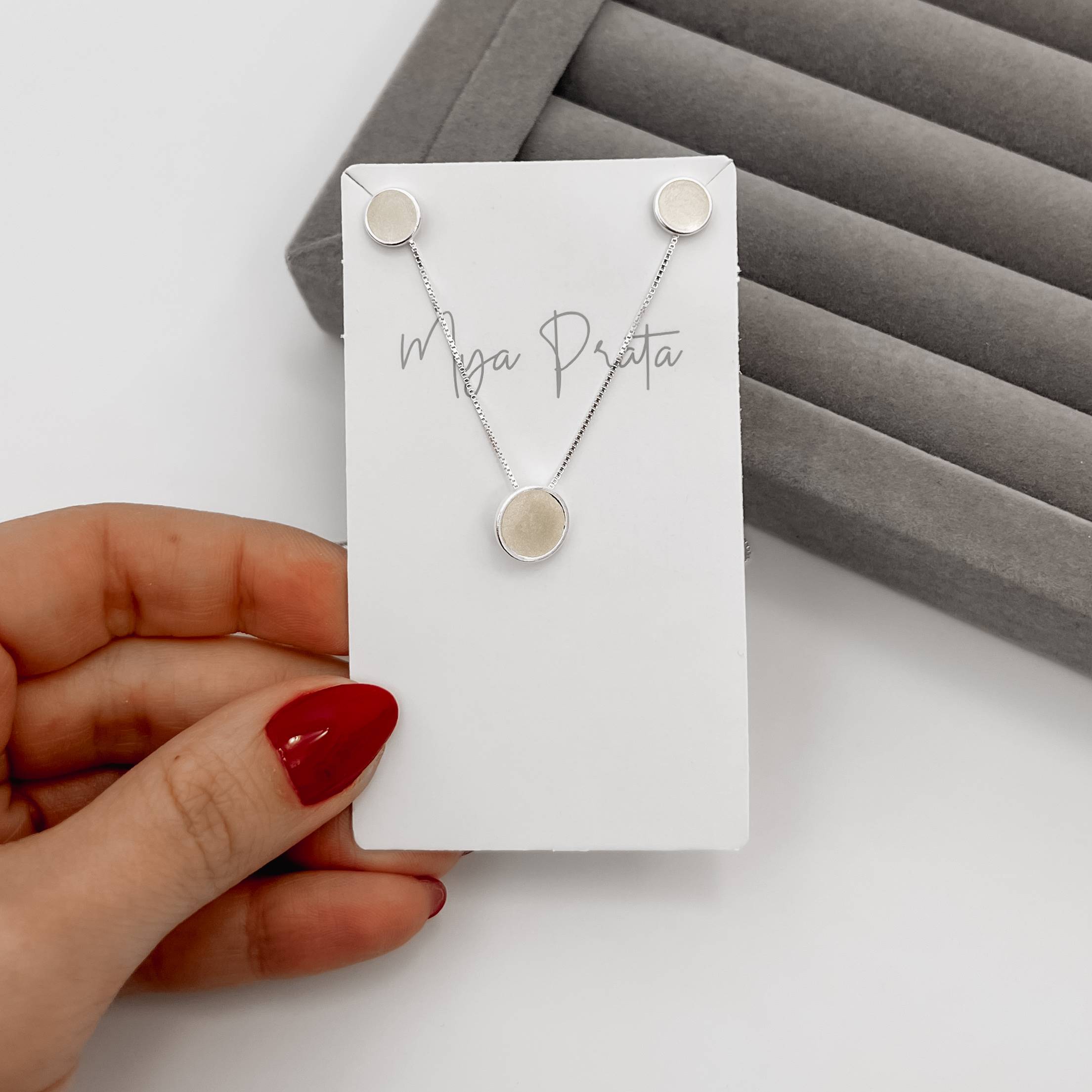 Imagem Secundária Conjunto brinco e colar círculo perolado resina 10mm 45cm