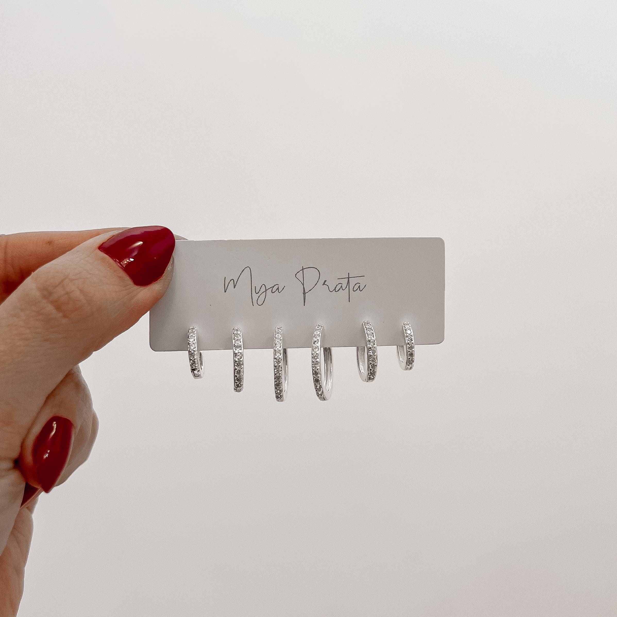 Imagem Secundária Trio argolas click cravejadas 10, 13 e 15mm