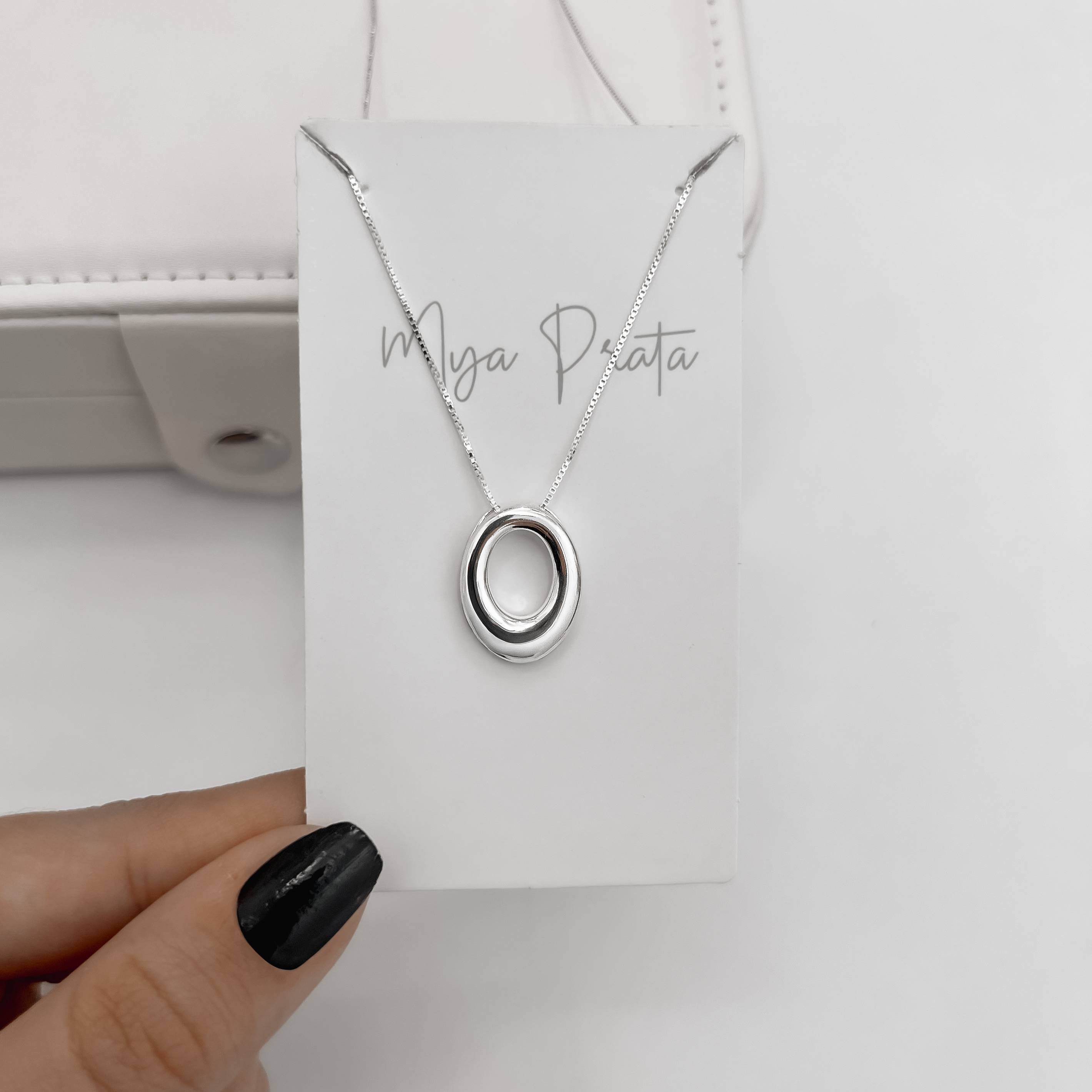 Colar oval vazado 18mm 45cm