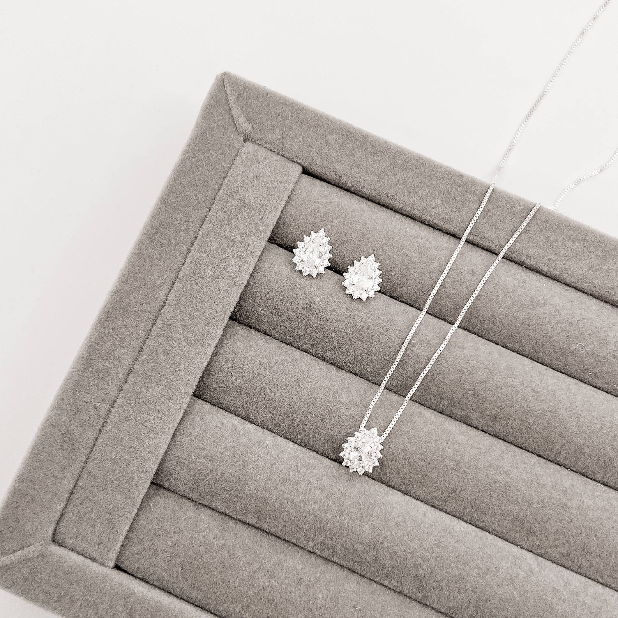 Imagem Conjunto brinco e colar zircônia gota com cravejado 10mm 45cm