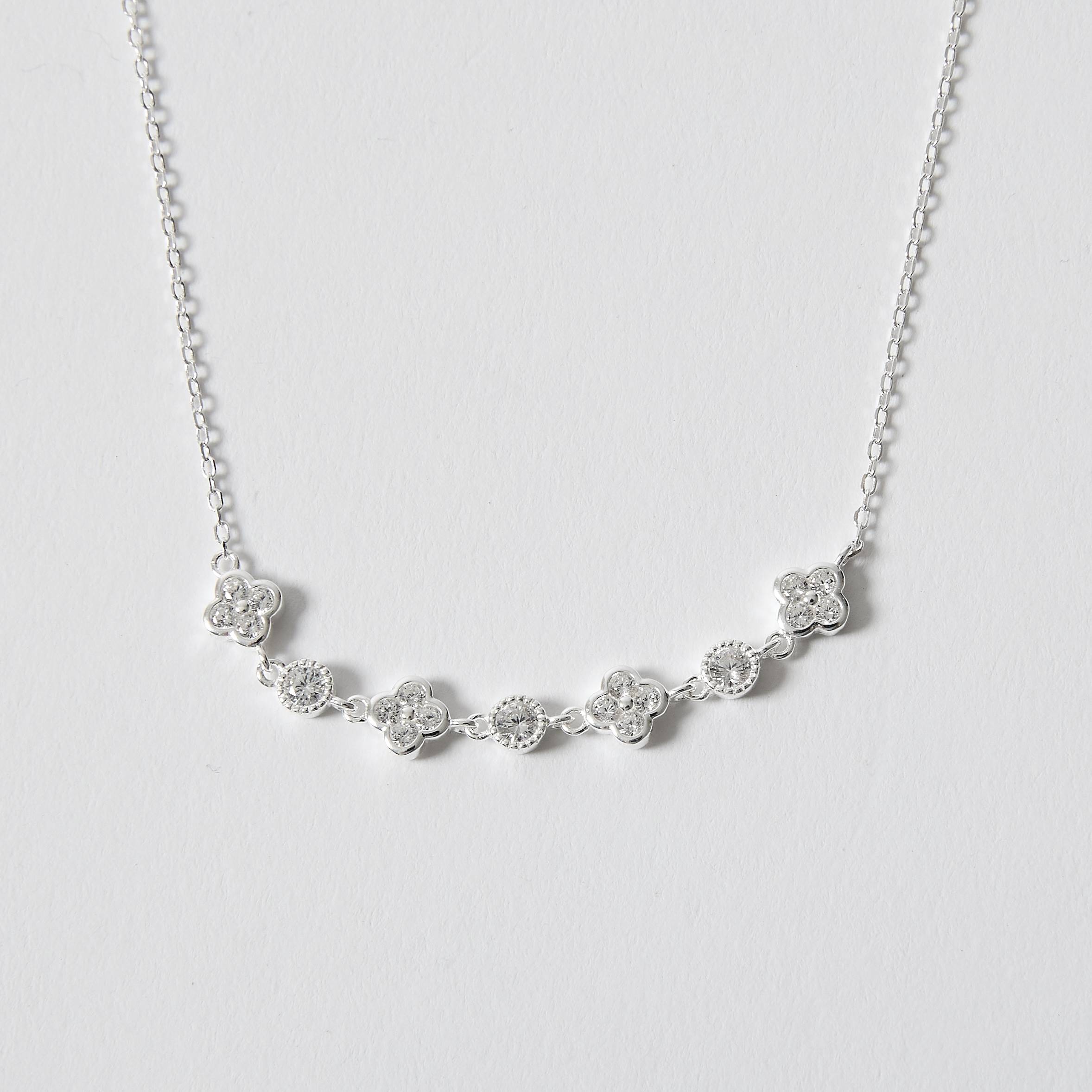 Pulseira entremeio trevos com zircônias 6mm 16+5cm