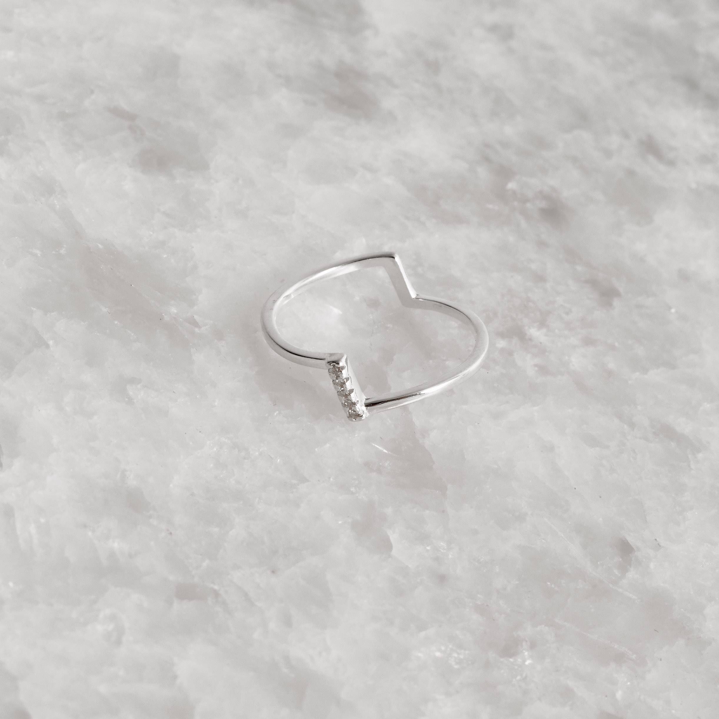 Imagem Anel curva com cravejado