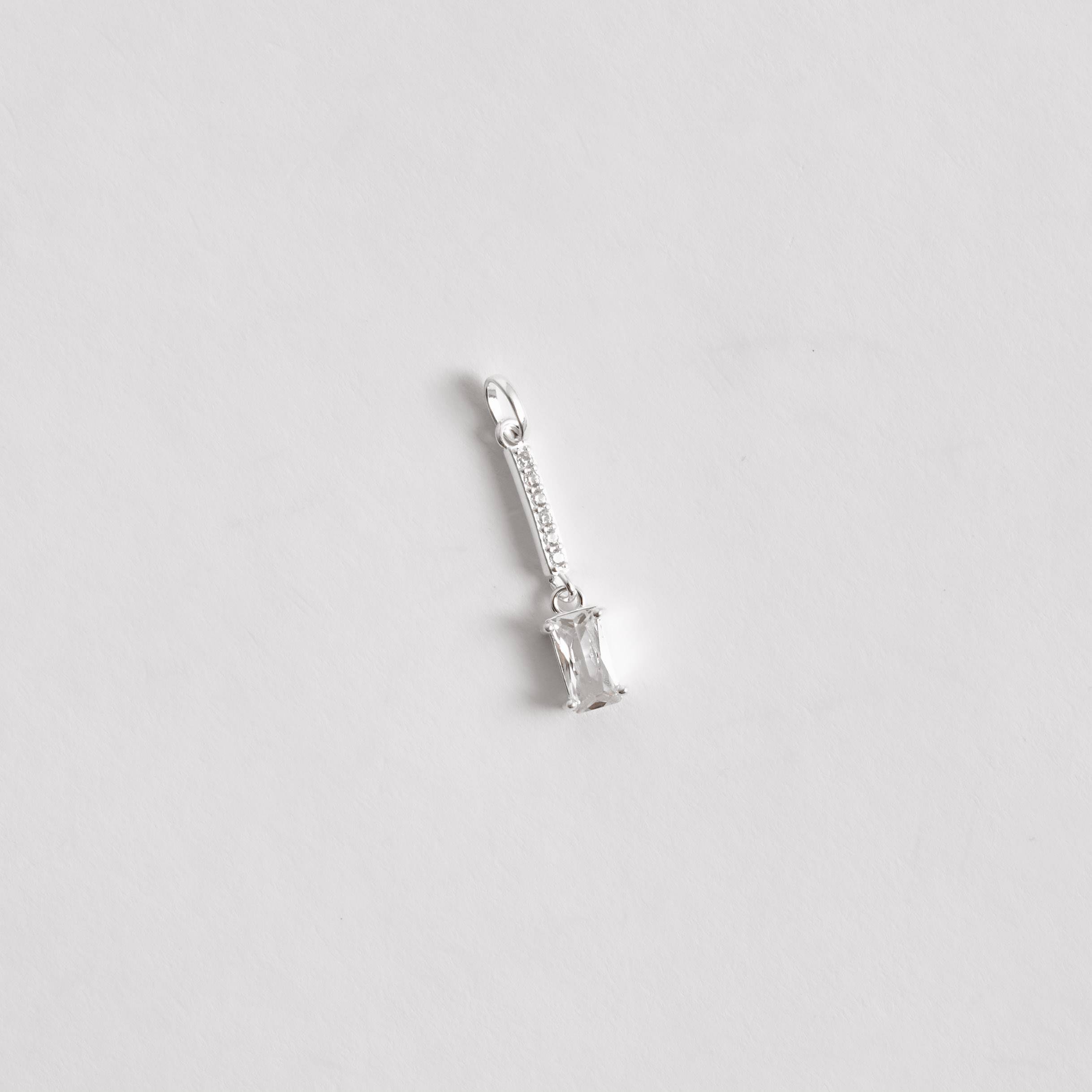 Imagem Secundária Pingente palito cravejado com zircônia retangular 11mm