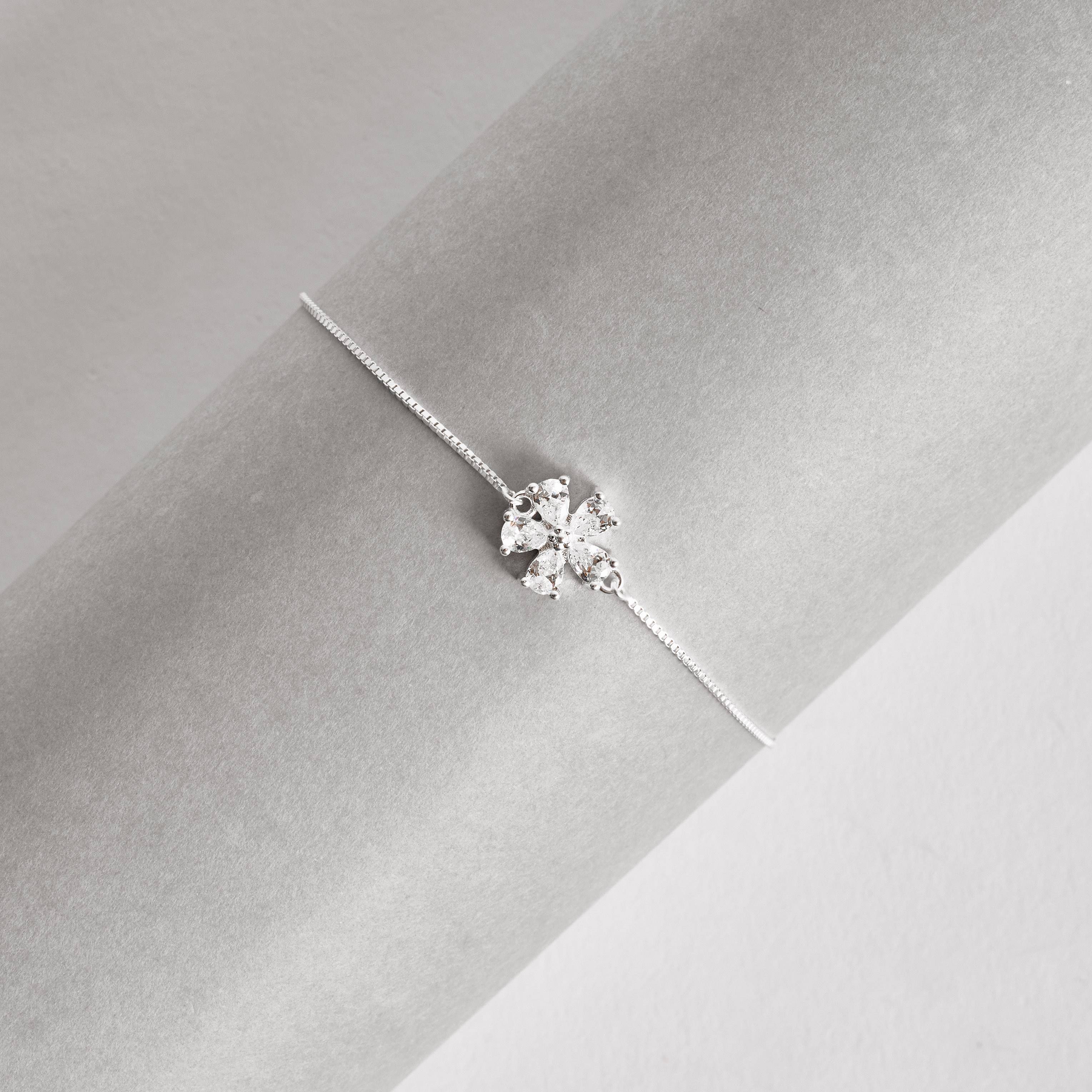 Imagem Pulseira entremeio flor cravejada cristal 11mm 16+4cm