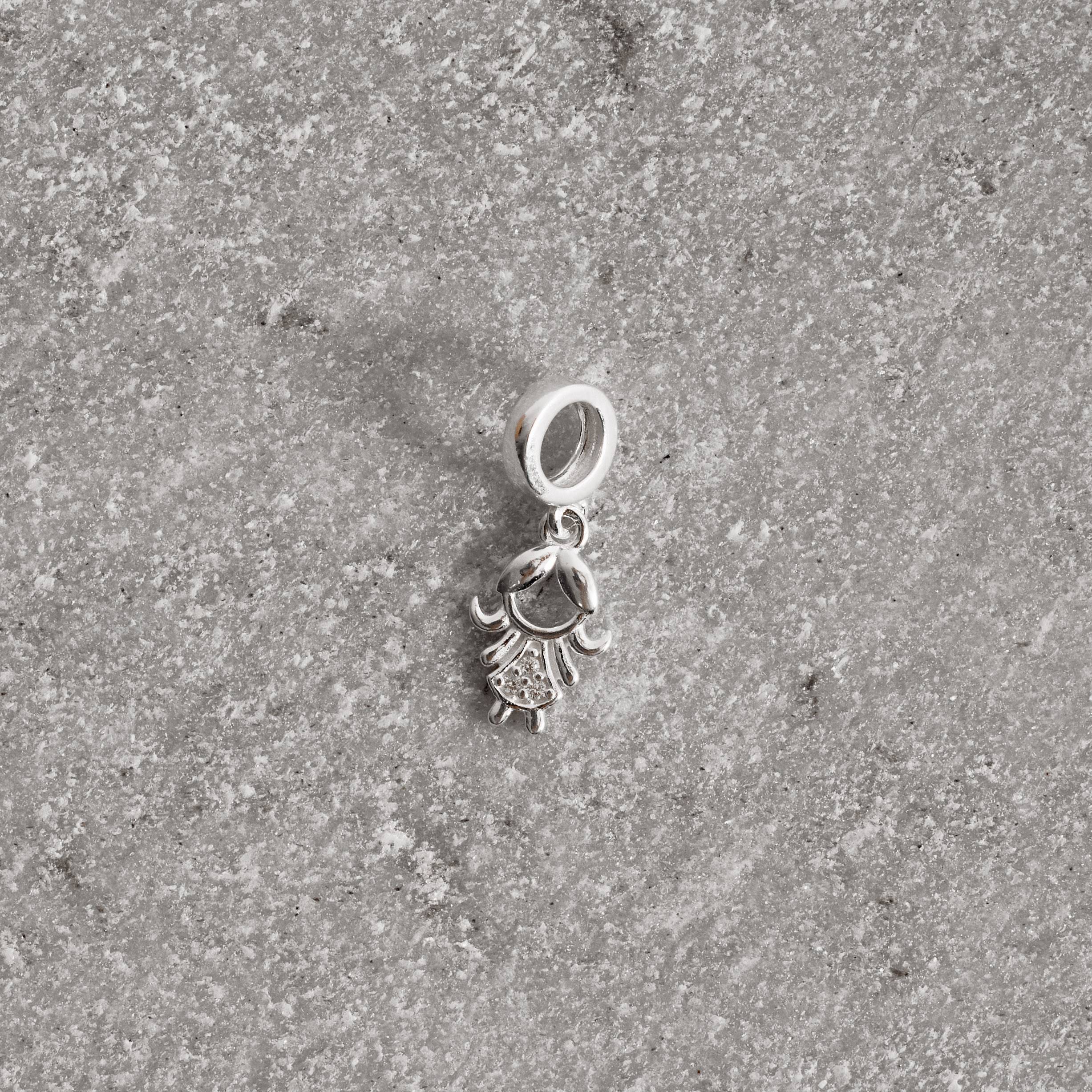 Imagem Secundária Berloque pingente menina detalhe cravejado 11mm