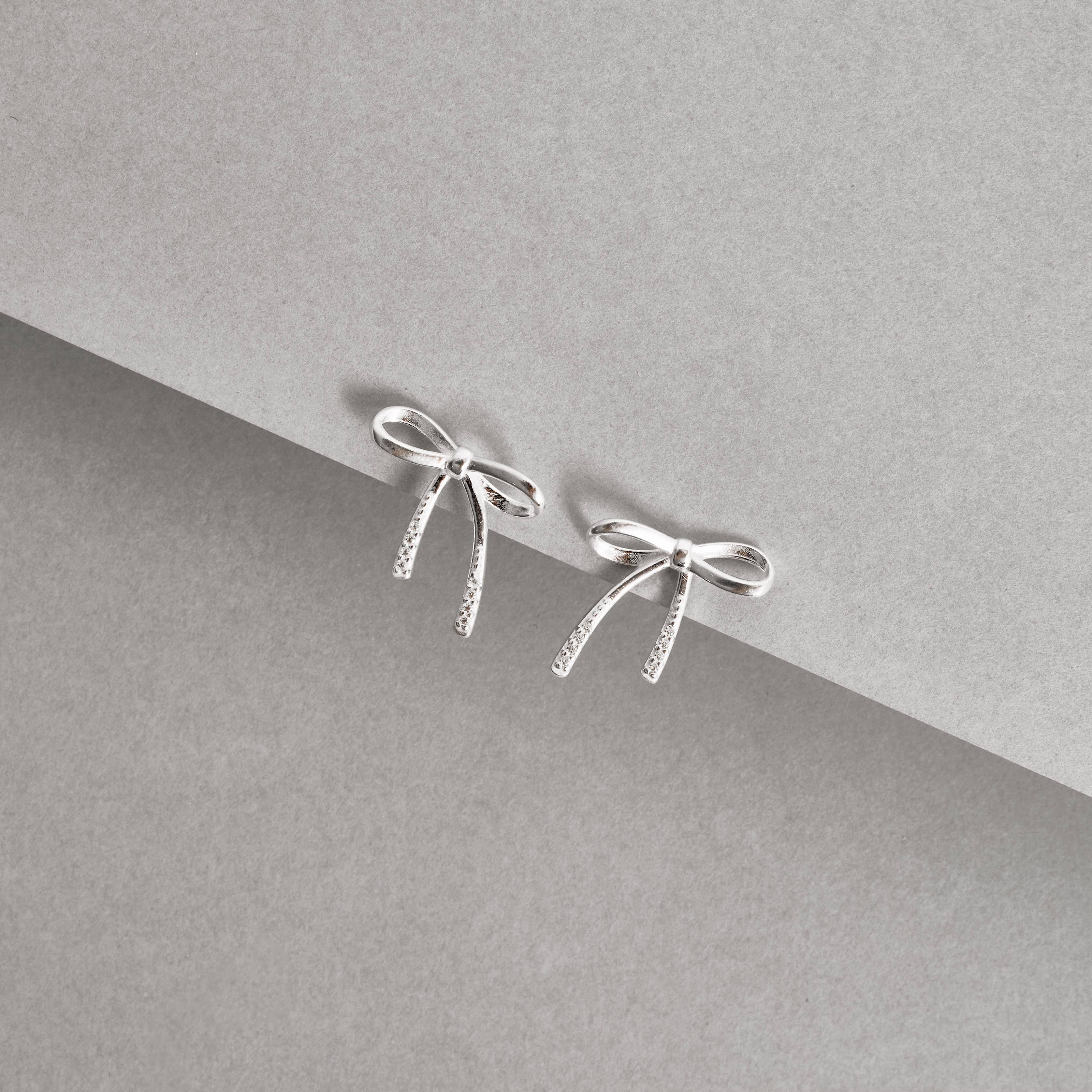 Imagem Brinco laço detalhe cravejado 18mm