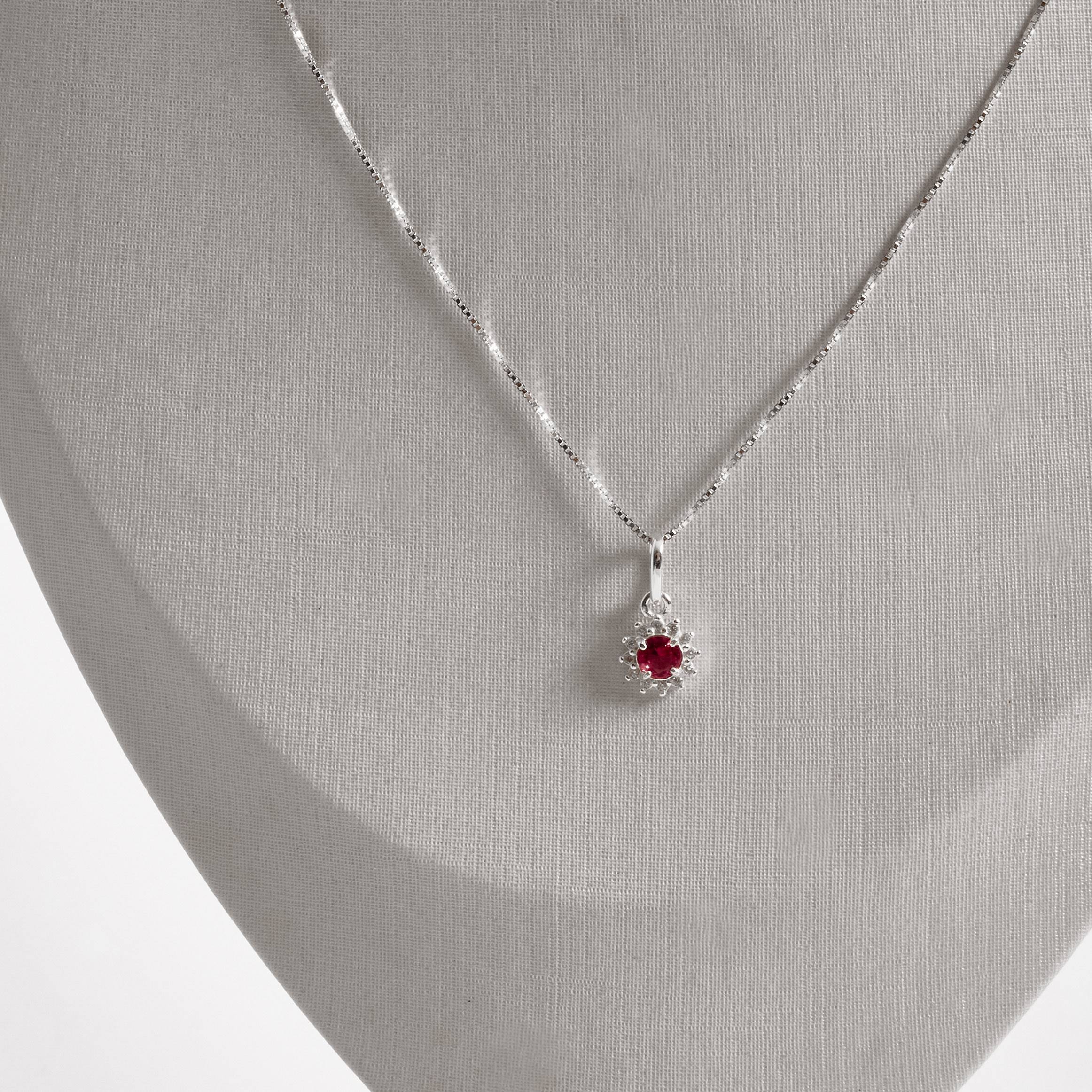 Imagem Secundária Conjunto brinco e colar zircônia redonda cereja com cravejado 7mm 45cm