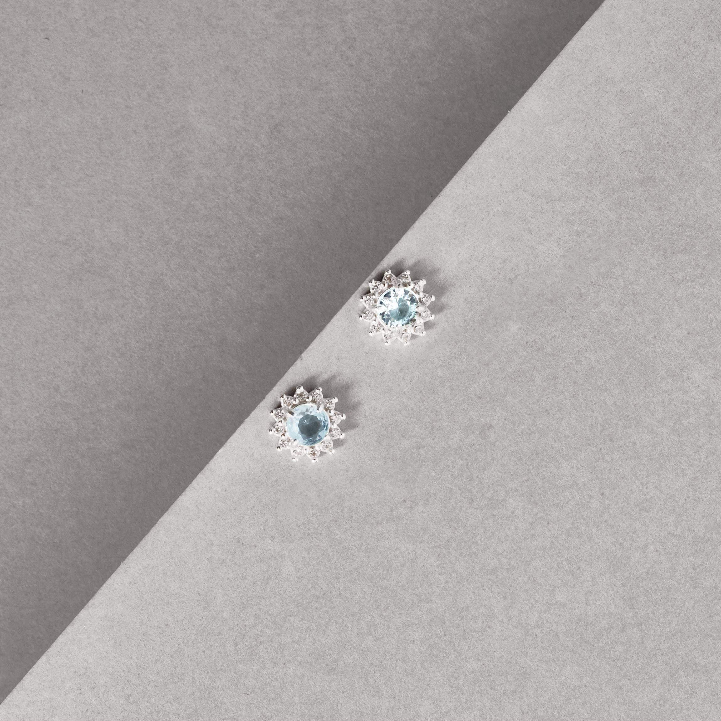 Imagem Secundária Conjunto brinco e colar zircônia redonda azul claro com cravejado 7mm 45cm