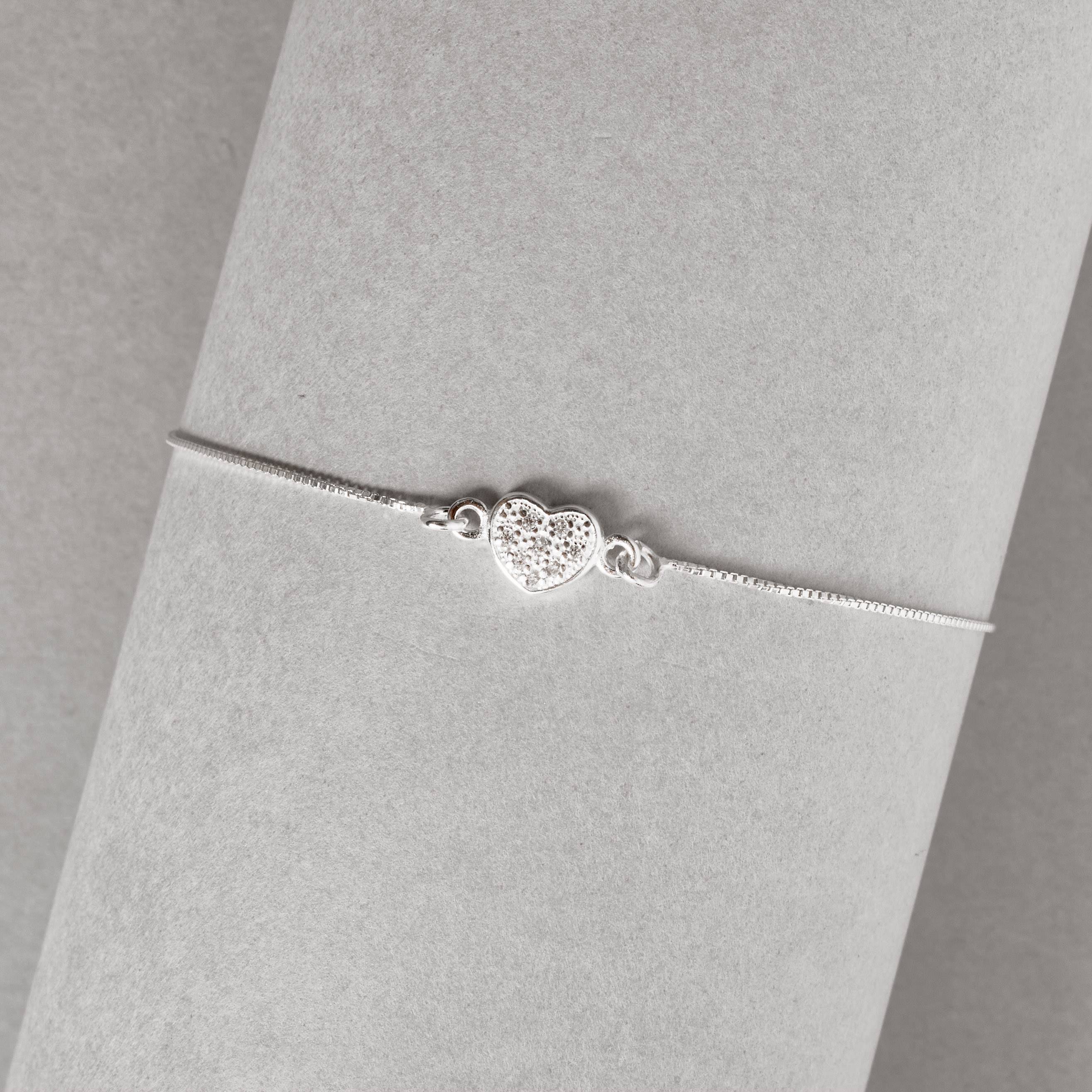 Pulseira entremeio coração cravejado 7mm v12 16cm com alongadora