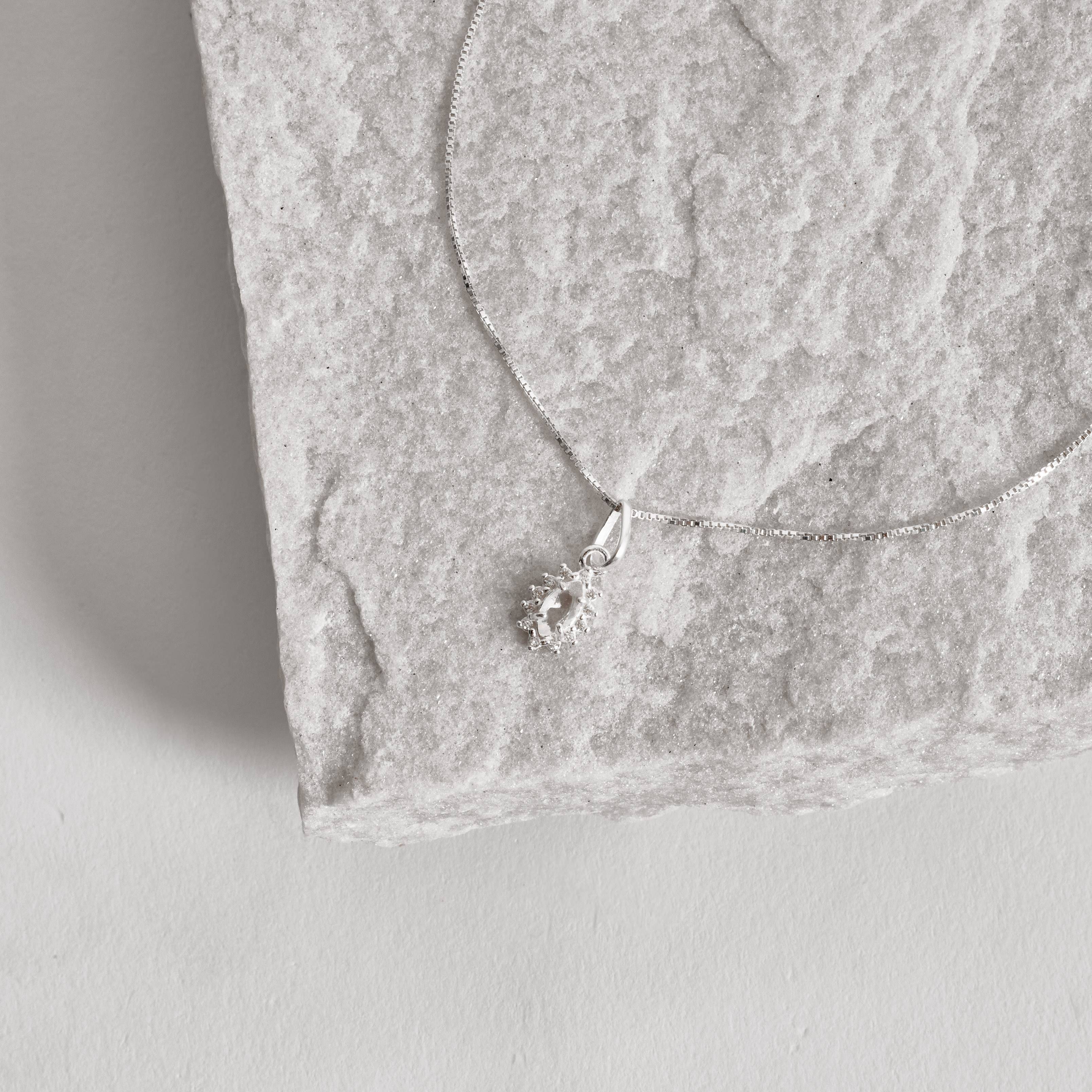 Imagem Secundária Colar pingente zircônia navete cristal com cravejado 9mm 45cm