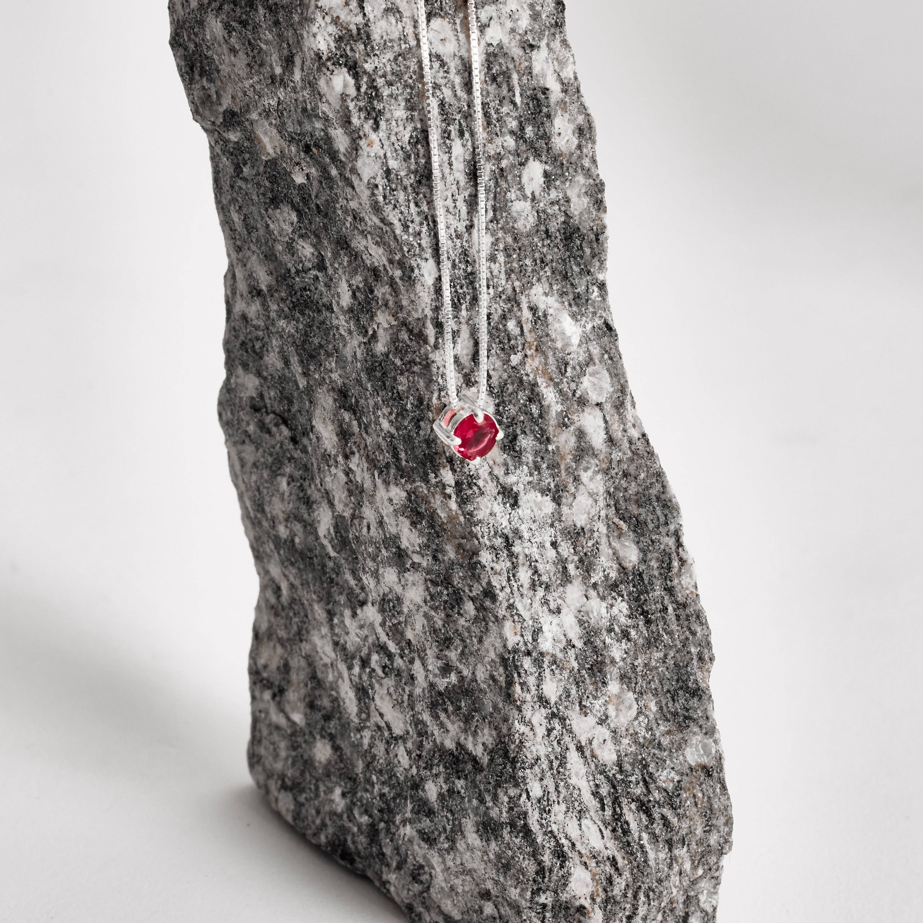 Imagem Secundária Colar zircônia redonda cereja 5mm 40cm