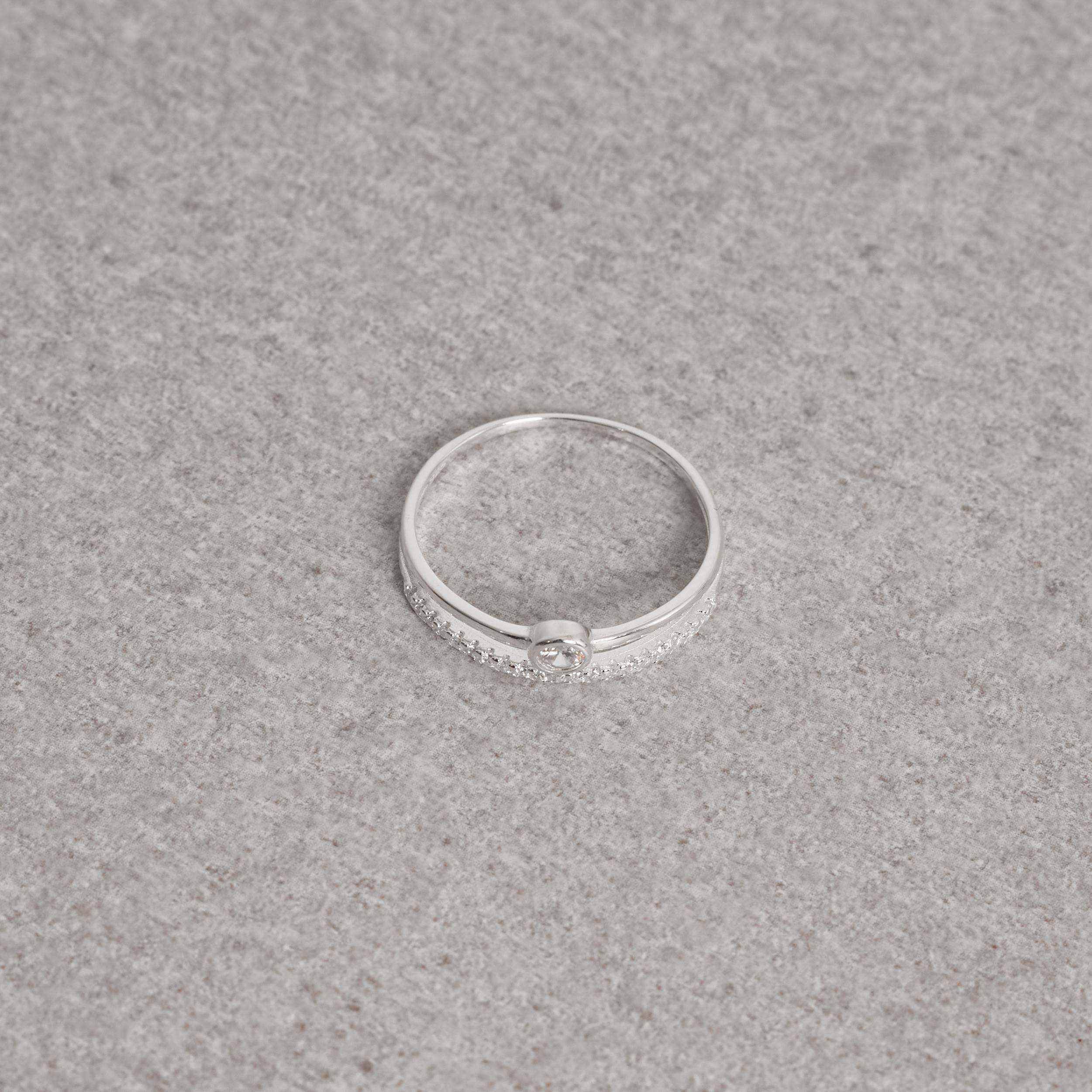 Imagem Secundária Anel meia aliança e solitário 4mm