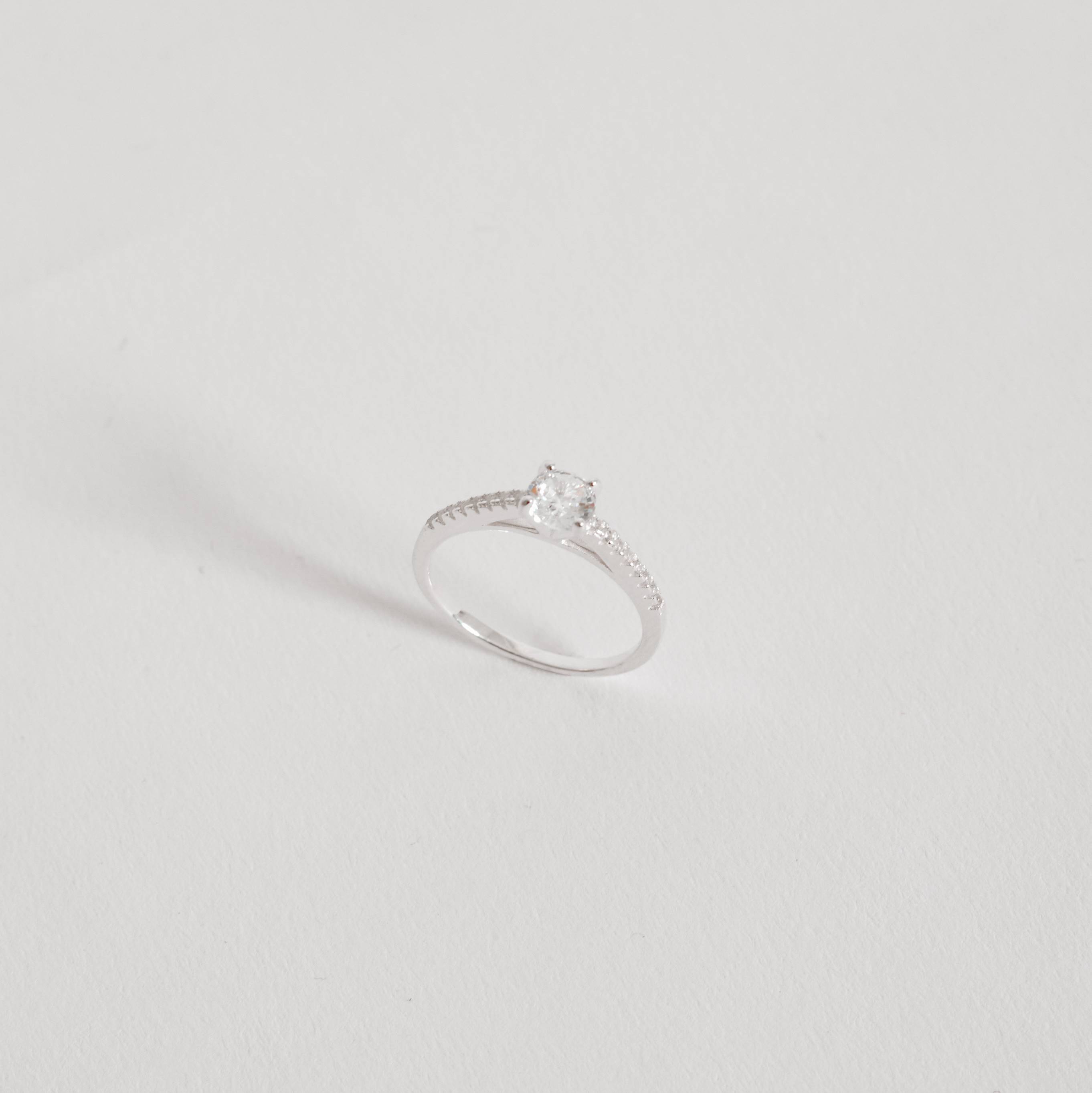 Imagem Secundária Anel meia aliança e solitário 5mm