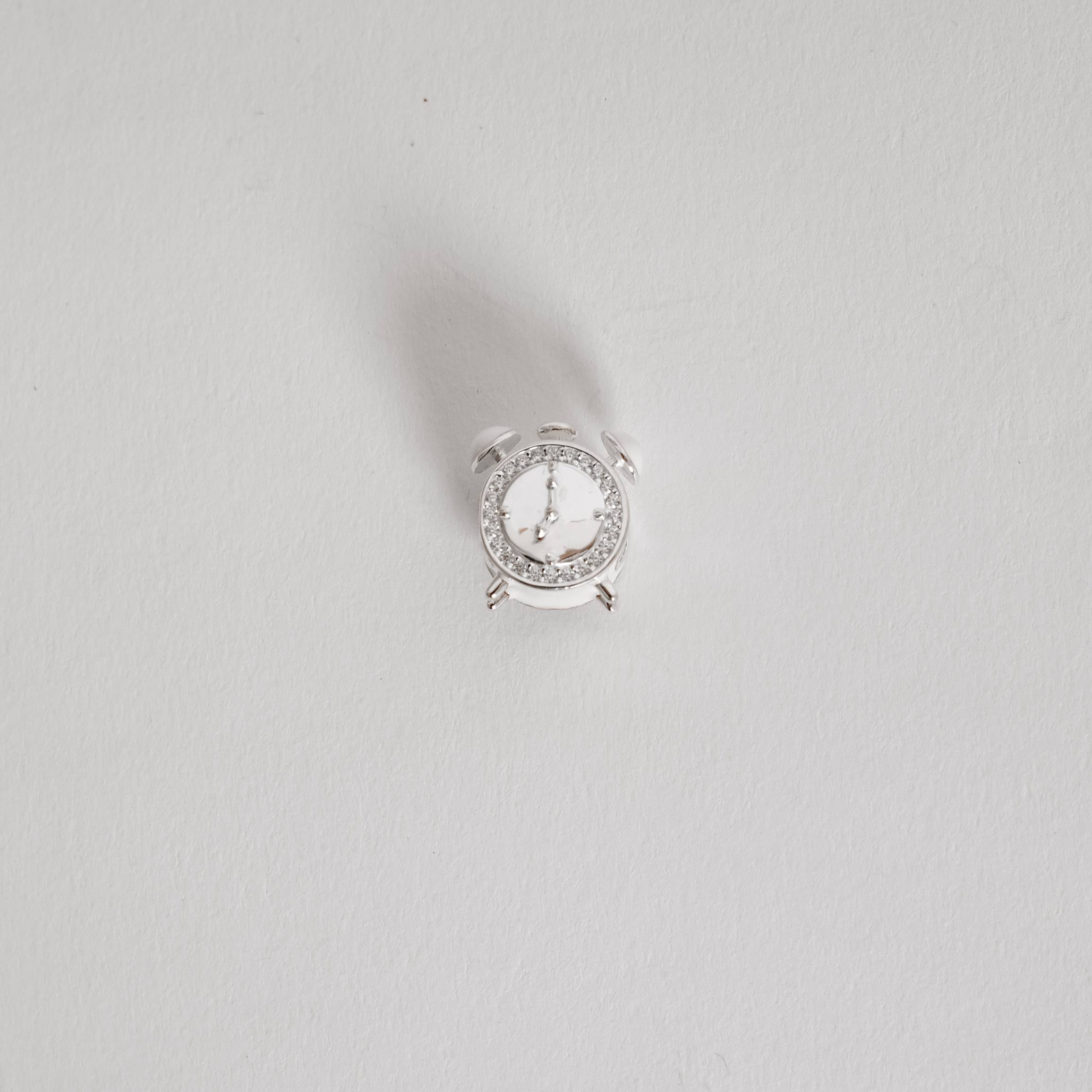 Imagem Secundária Berloque separador relógio cravejado 13mm resina