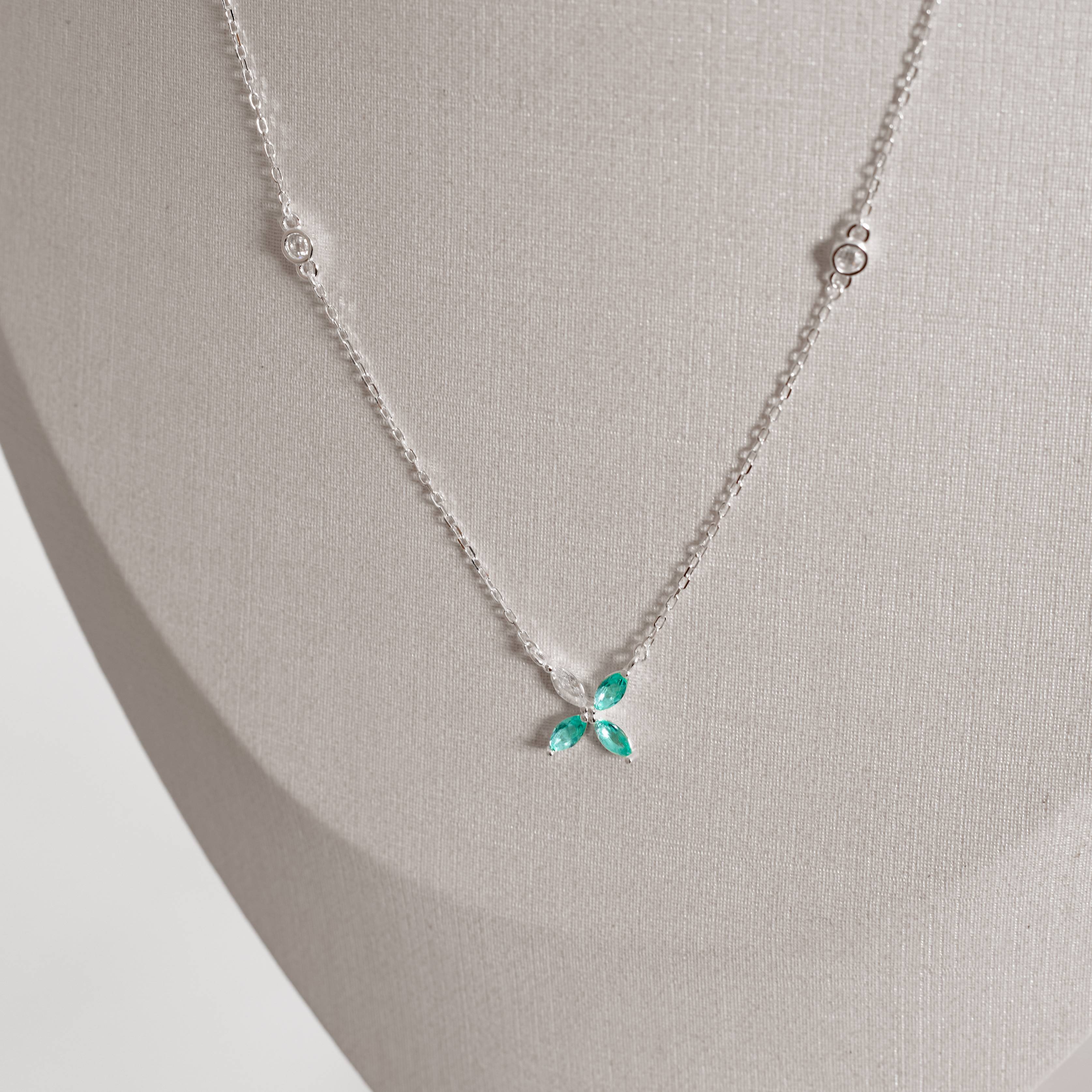 Imagem Secundária Colar entremeios zircônias e flor cristal e turmalina 9mm corrente cadeado 40+5cm