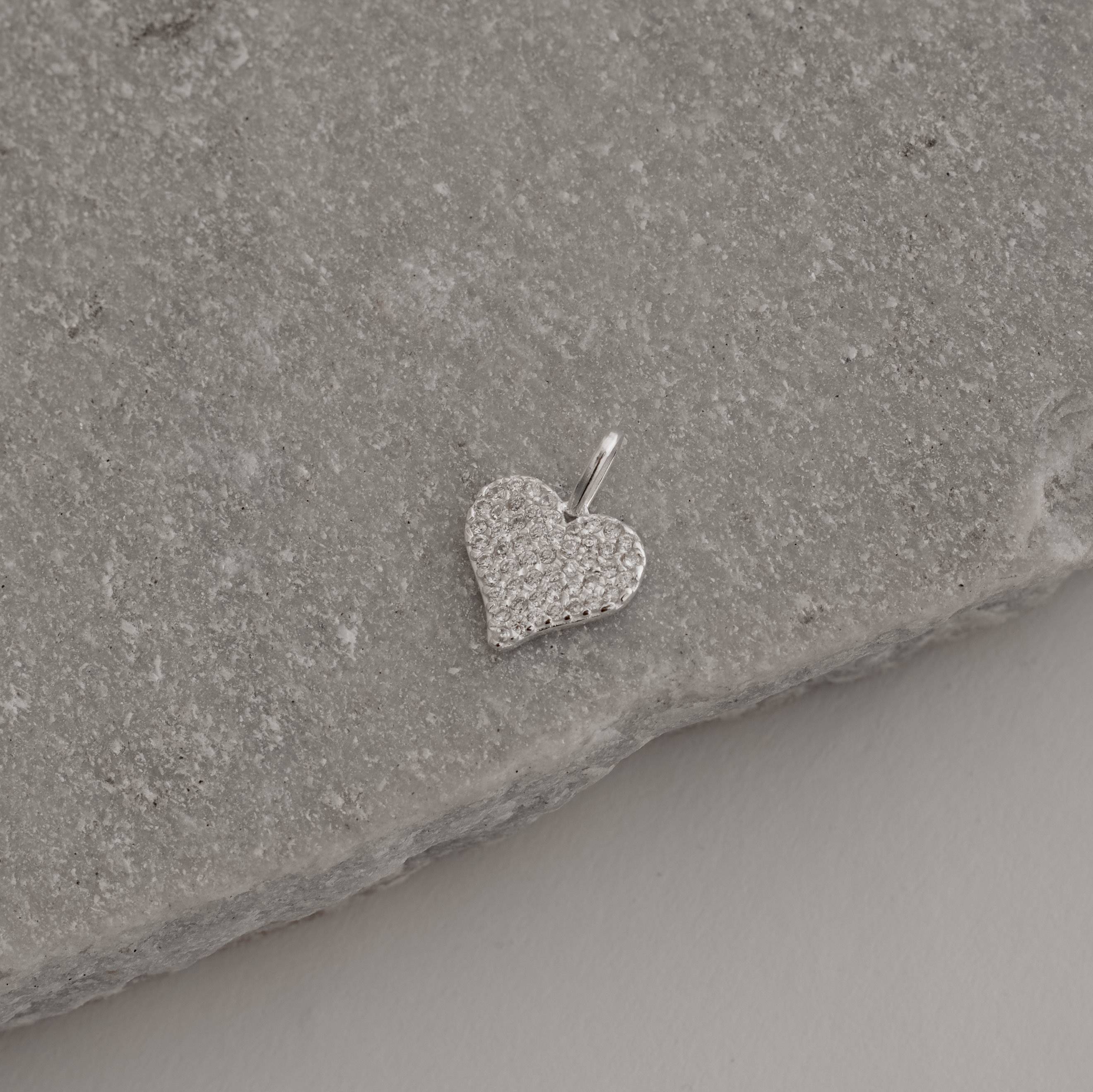 Imagem Pingente coração todo cravejado cristal 13mm