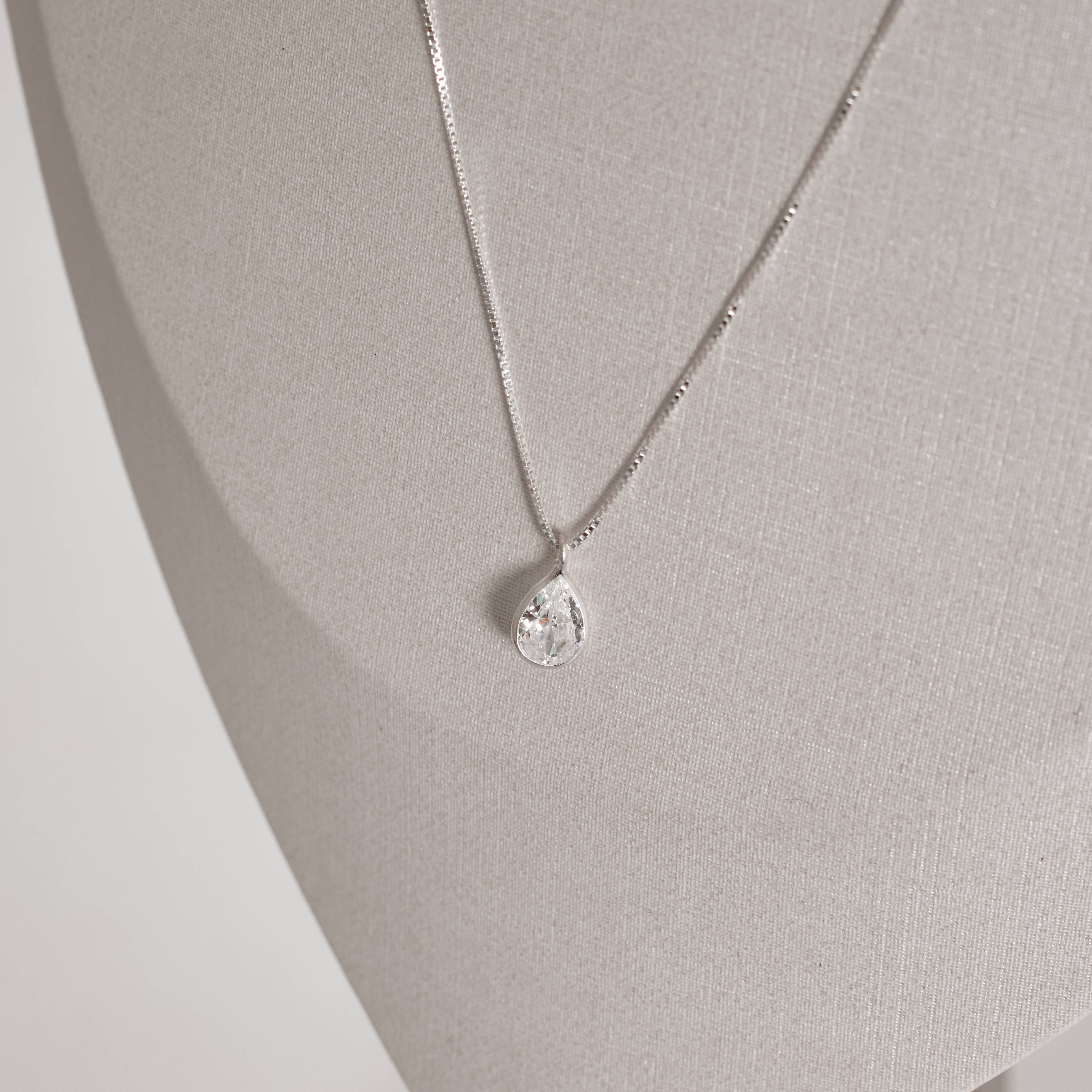 Imagem Secundária Colar zircônia gota 8mm 45cm