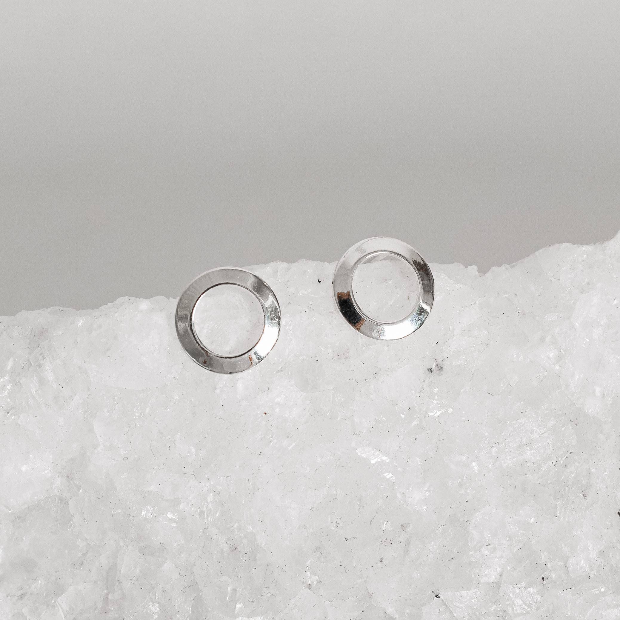 Imagem Brinco círculo vazado 10mm