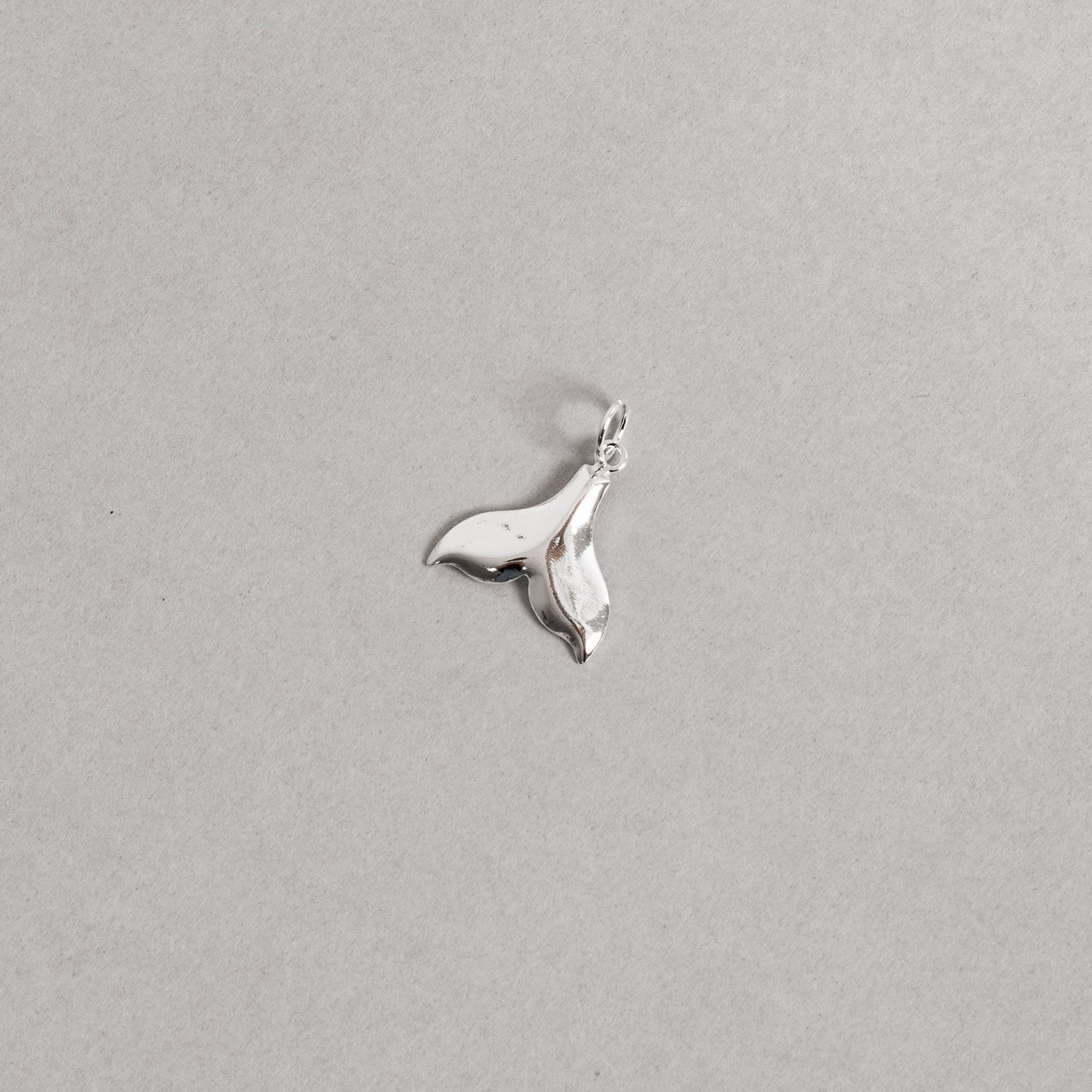 Pingente sereia 15mm