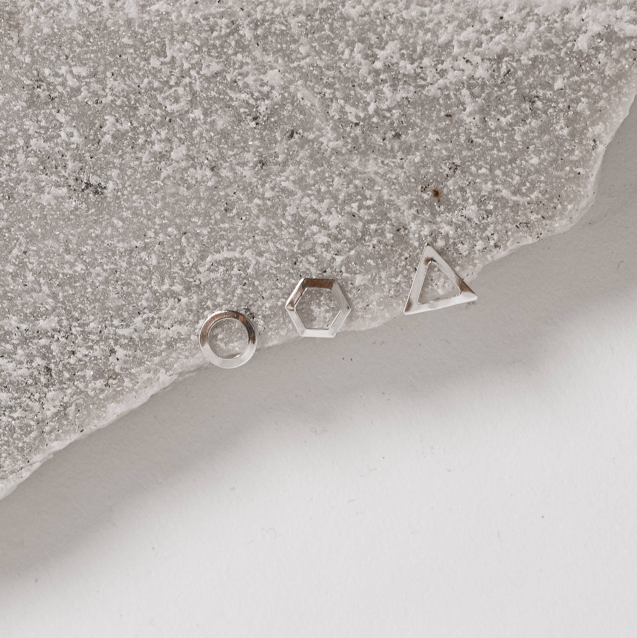 Imagem Trio triângulo, círculo e hexágono vazados