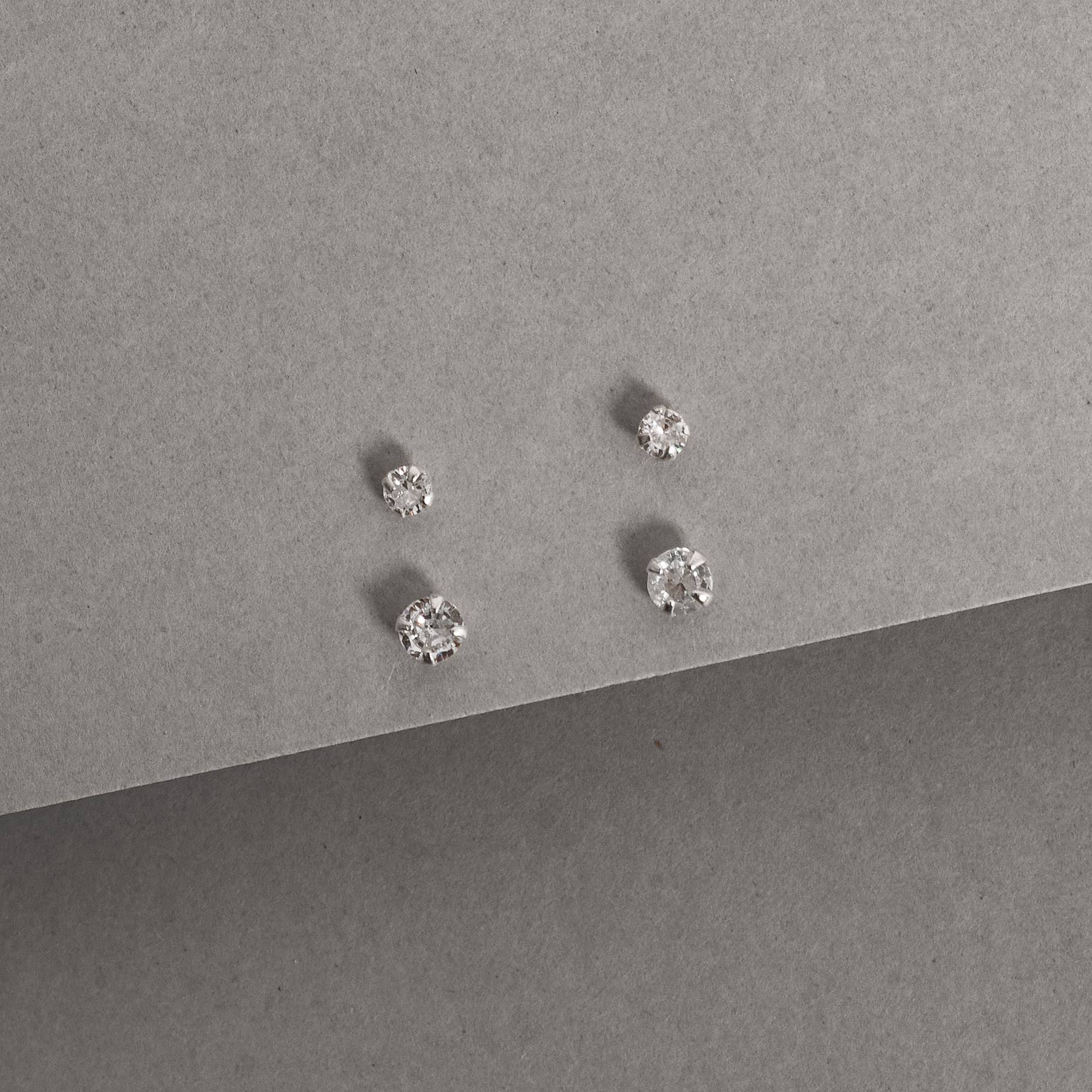 Imagem Dupla zircônias redondas 3 e 4mm 