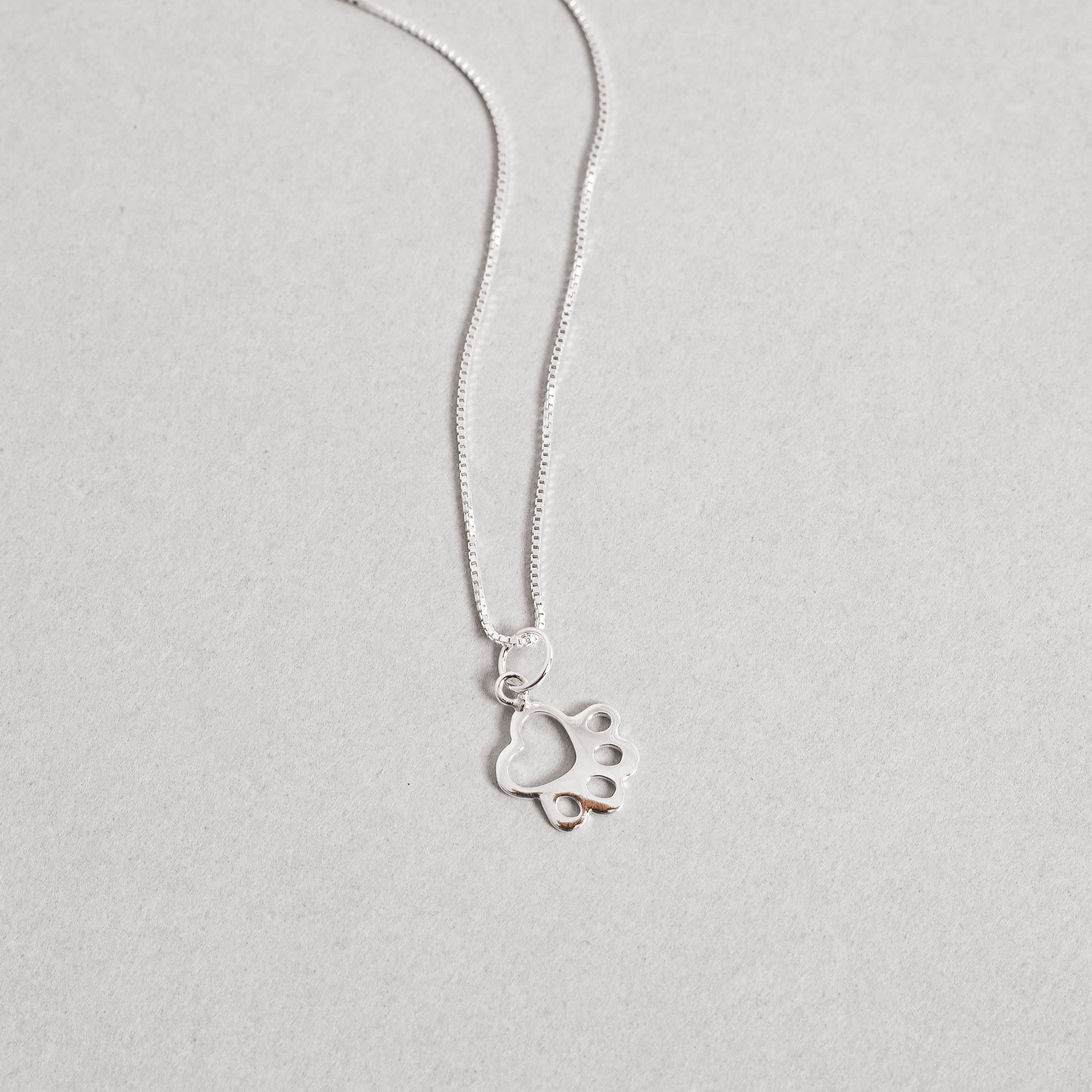 Colar pingente pata 10mm 40cm