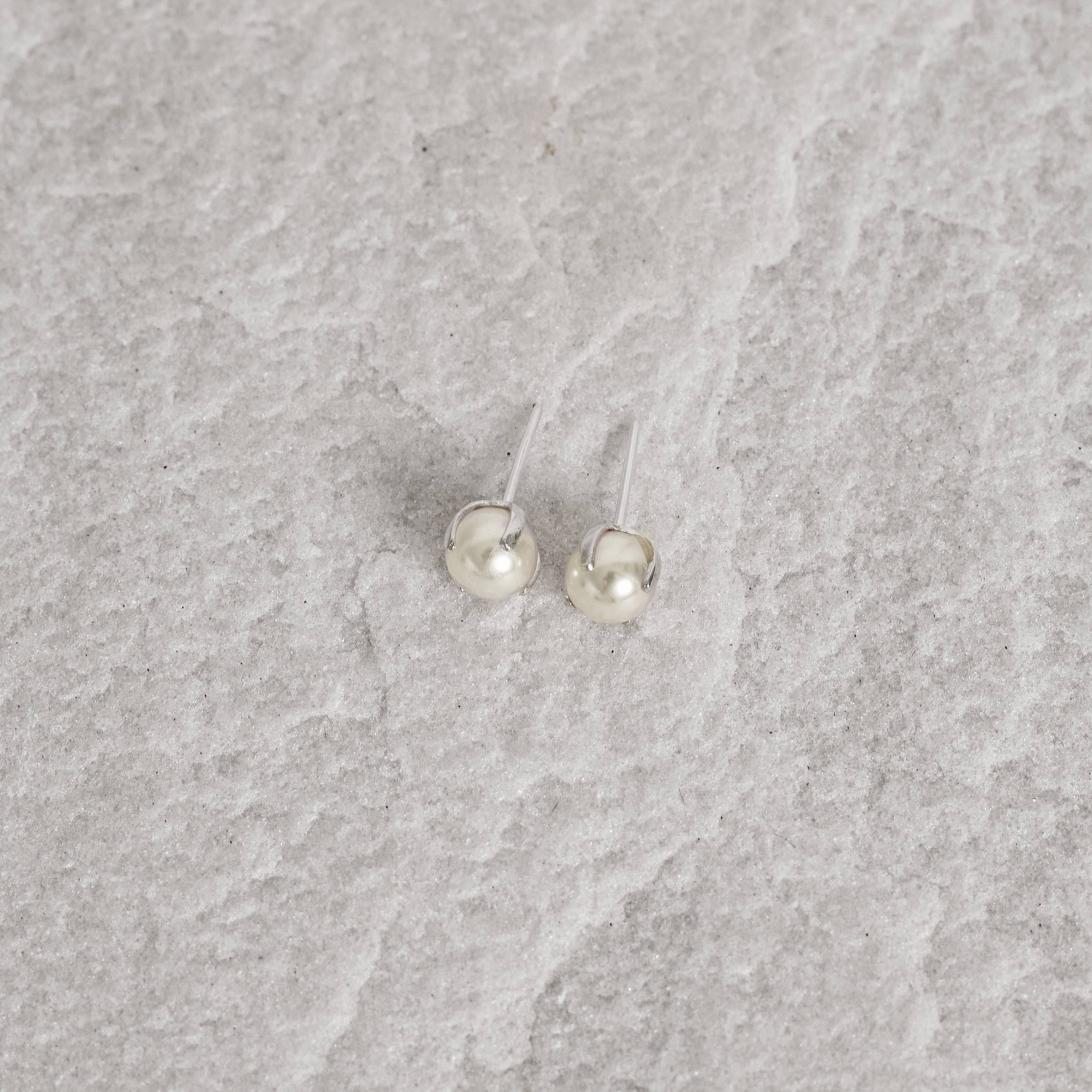 Imagem Brinco pérola 6mm garra