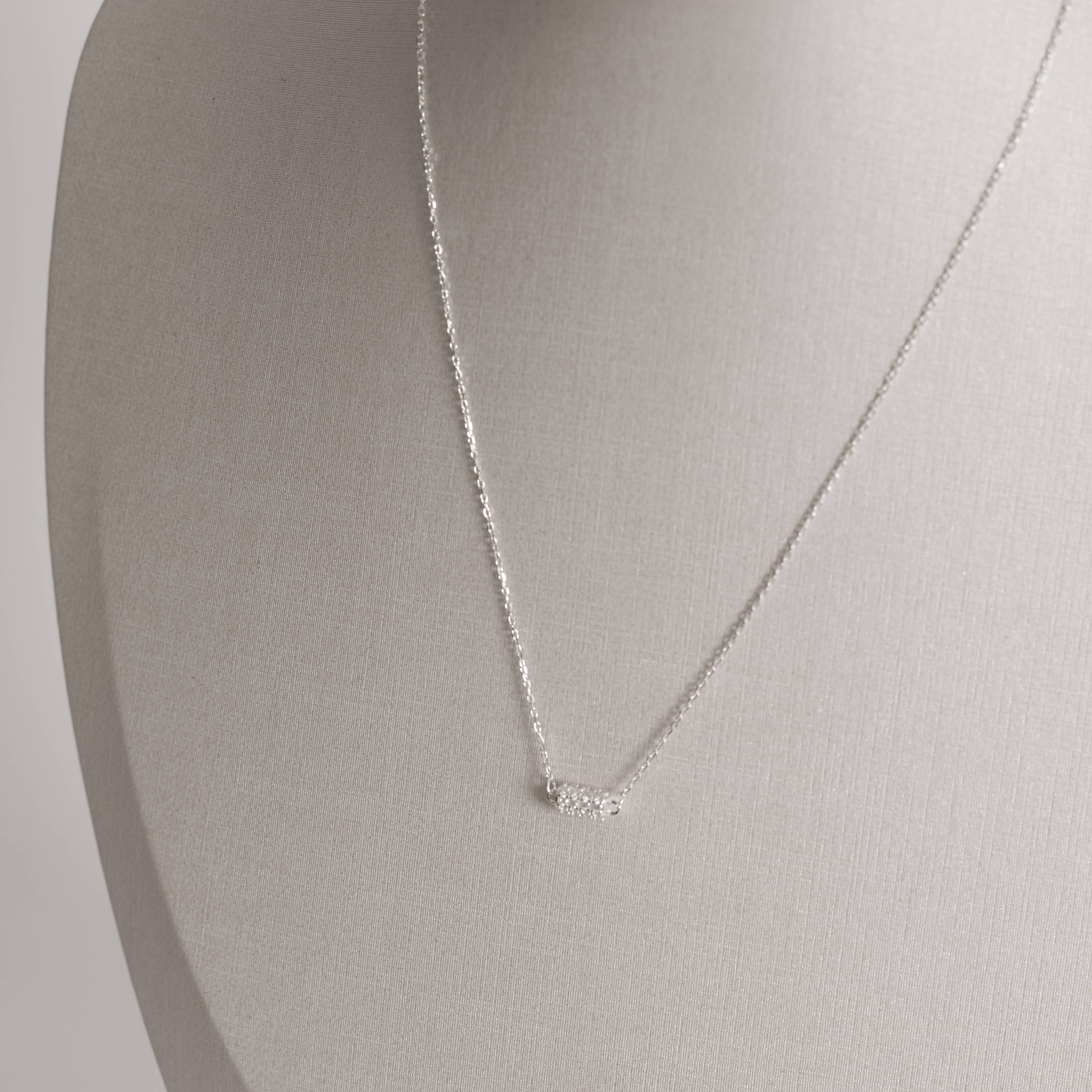 Imagem Secundária Colar entremeio bastão cravejado 7mm 40+5cm