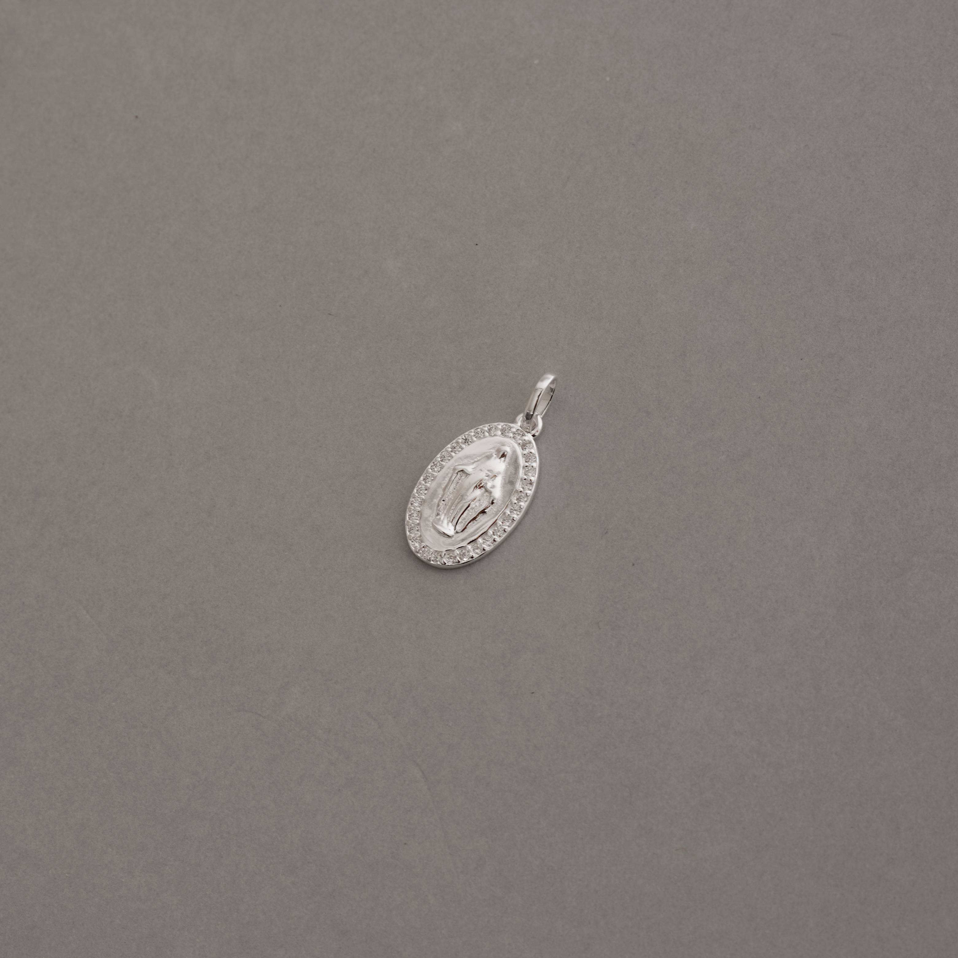 Imagem Pingente medalha oval Nsa. Sra. das Graças com cravejado 16mm 