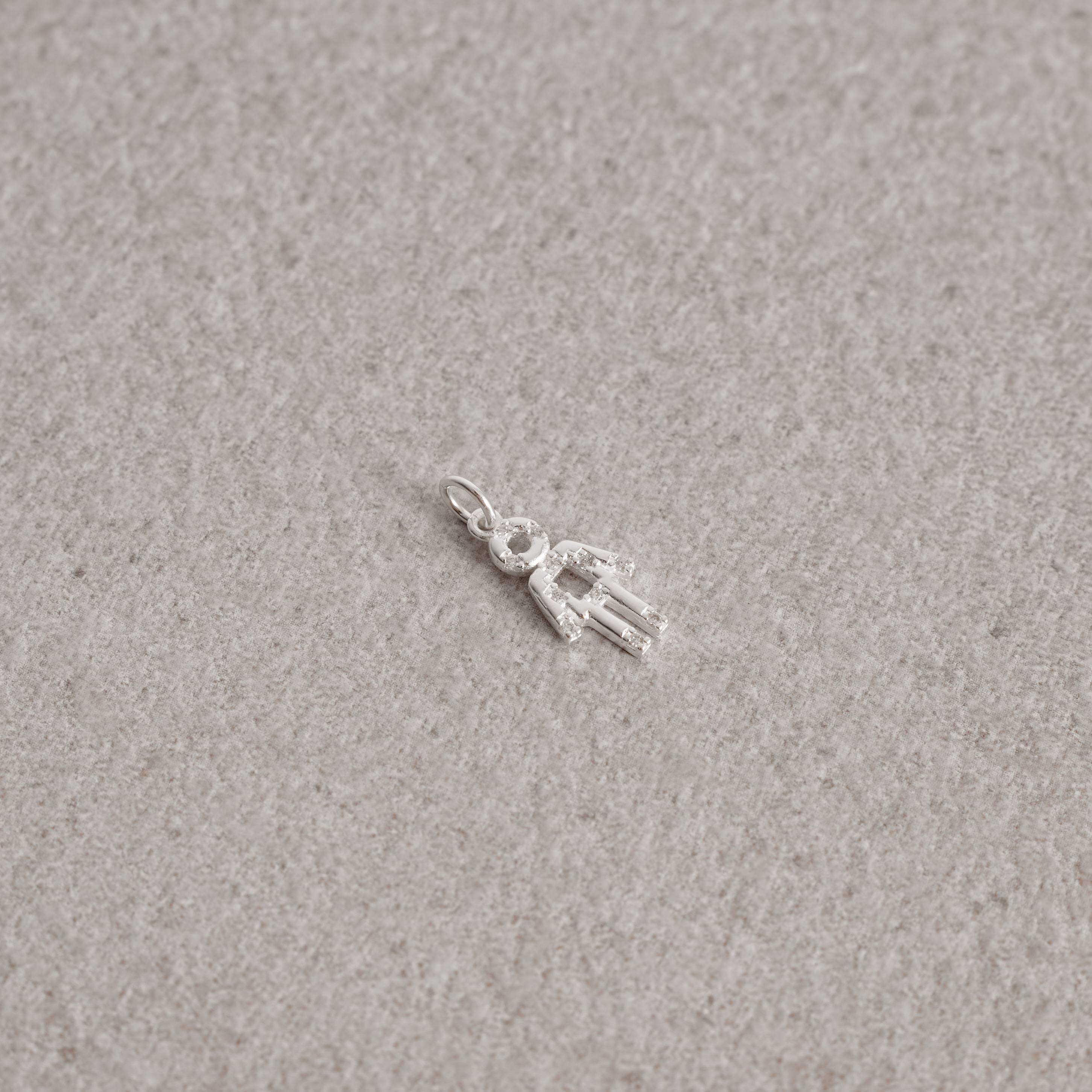 Imagem Pingente menino com zircônias 14mm