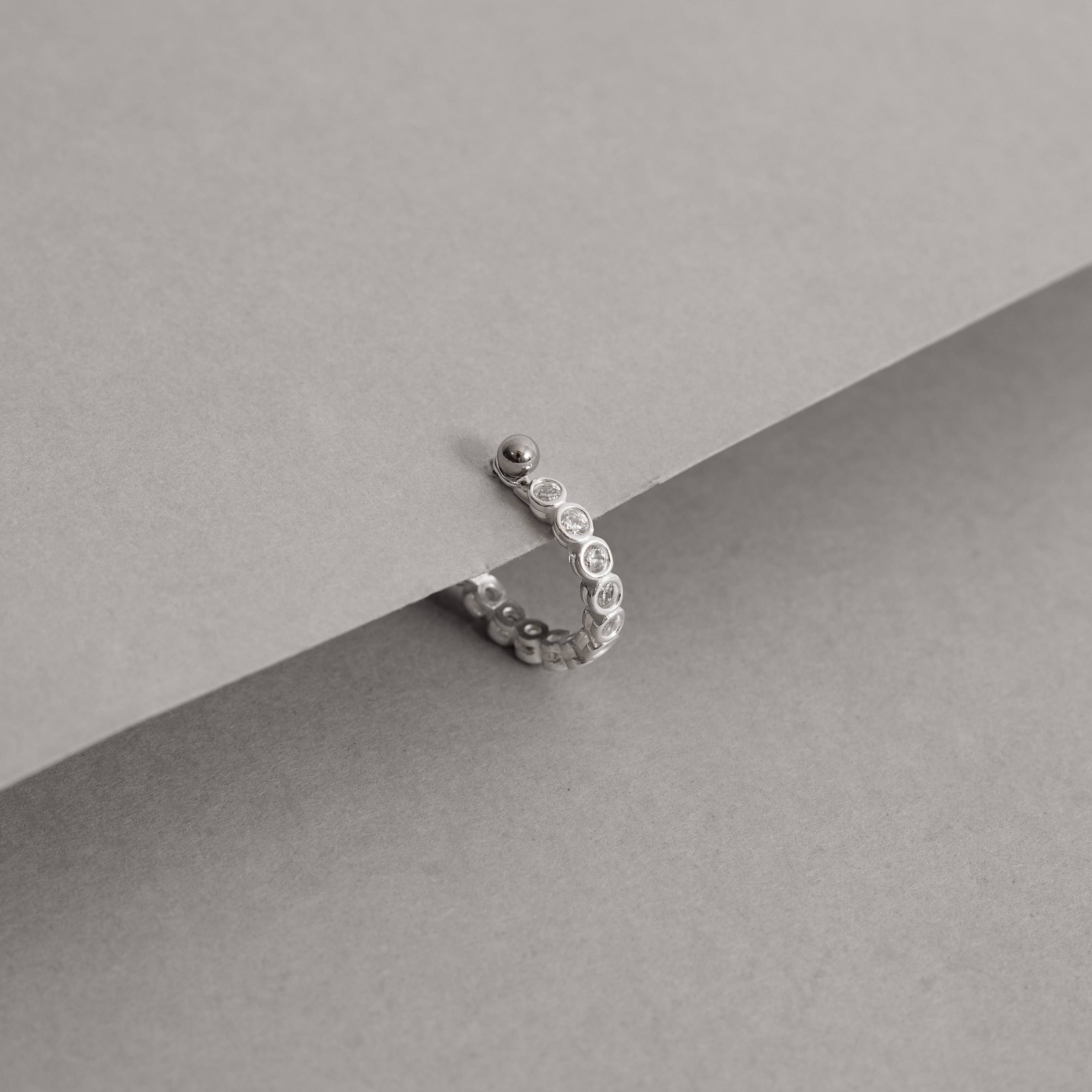 Imagem Secundária Piercing conch círculos com zircônias 16mm haste